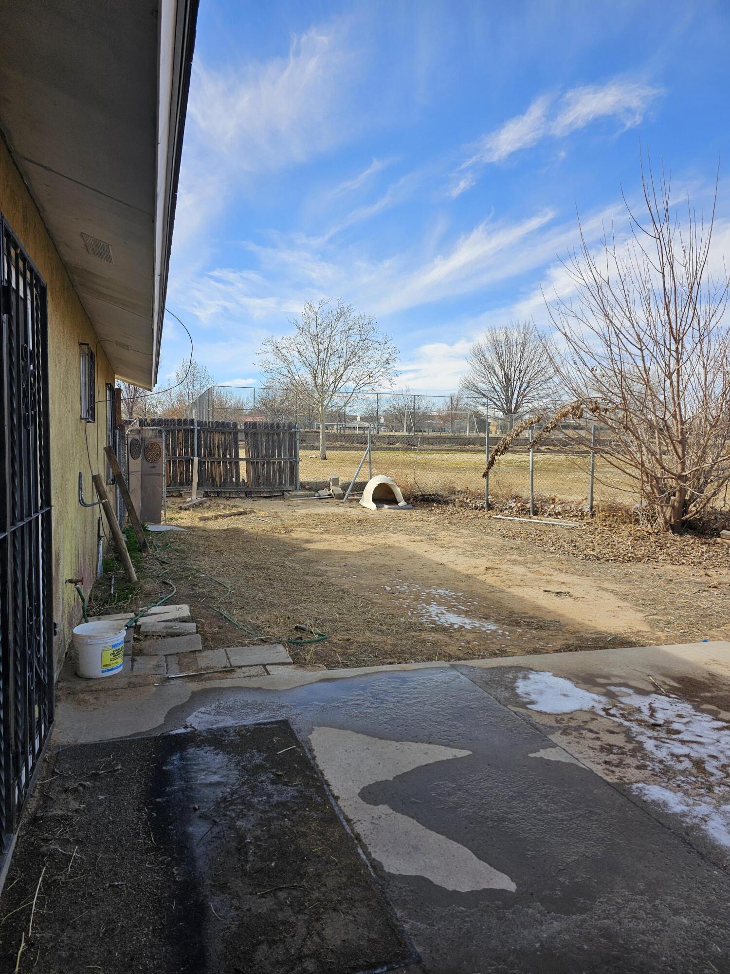 10613 Benavides Road SW