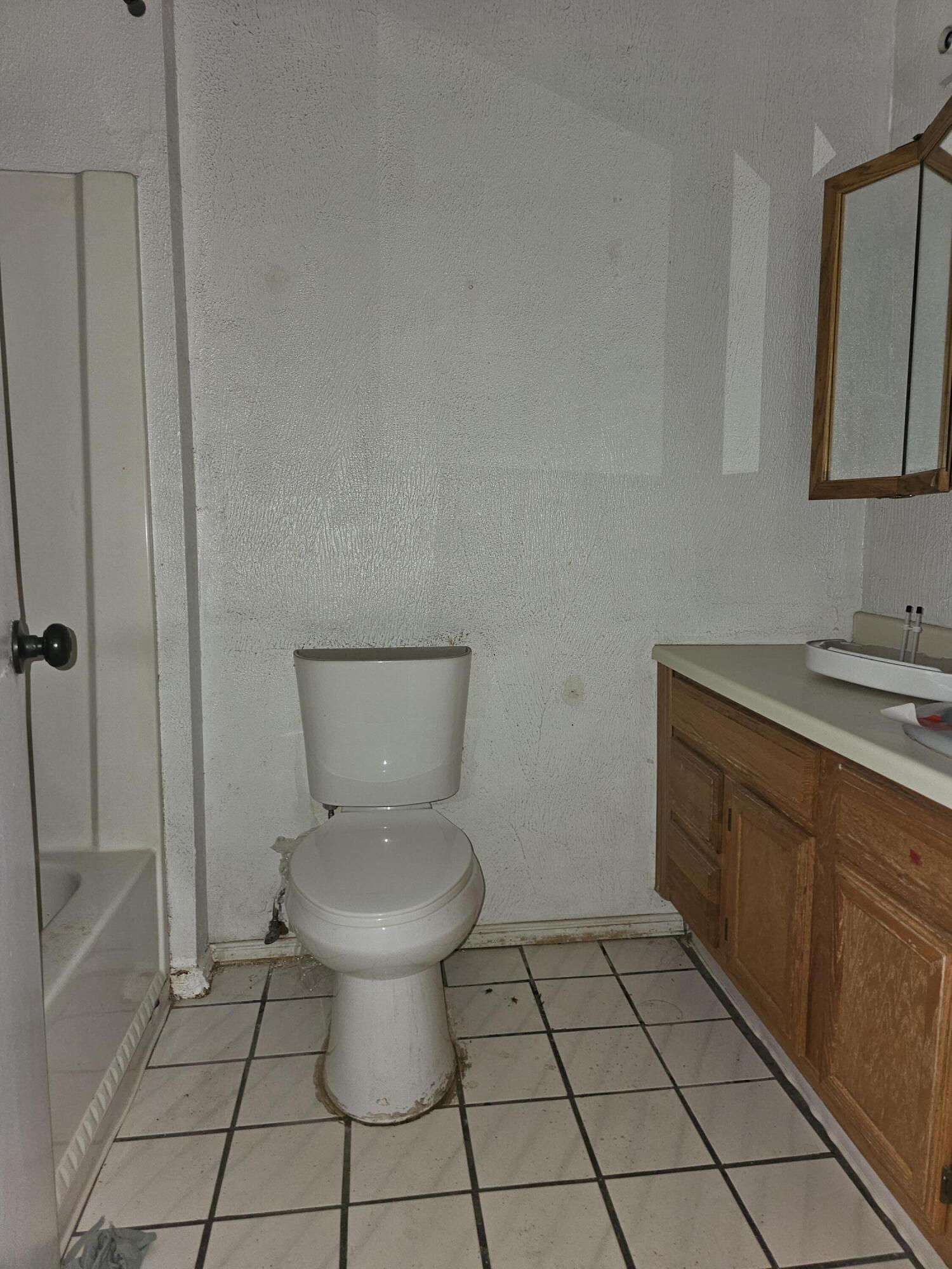 10613 Benavides Road SW