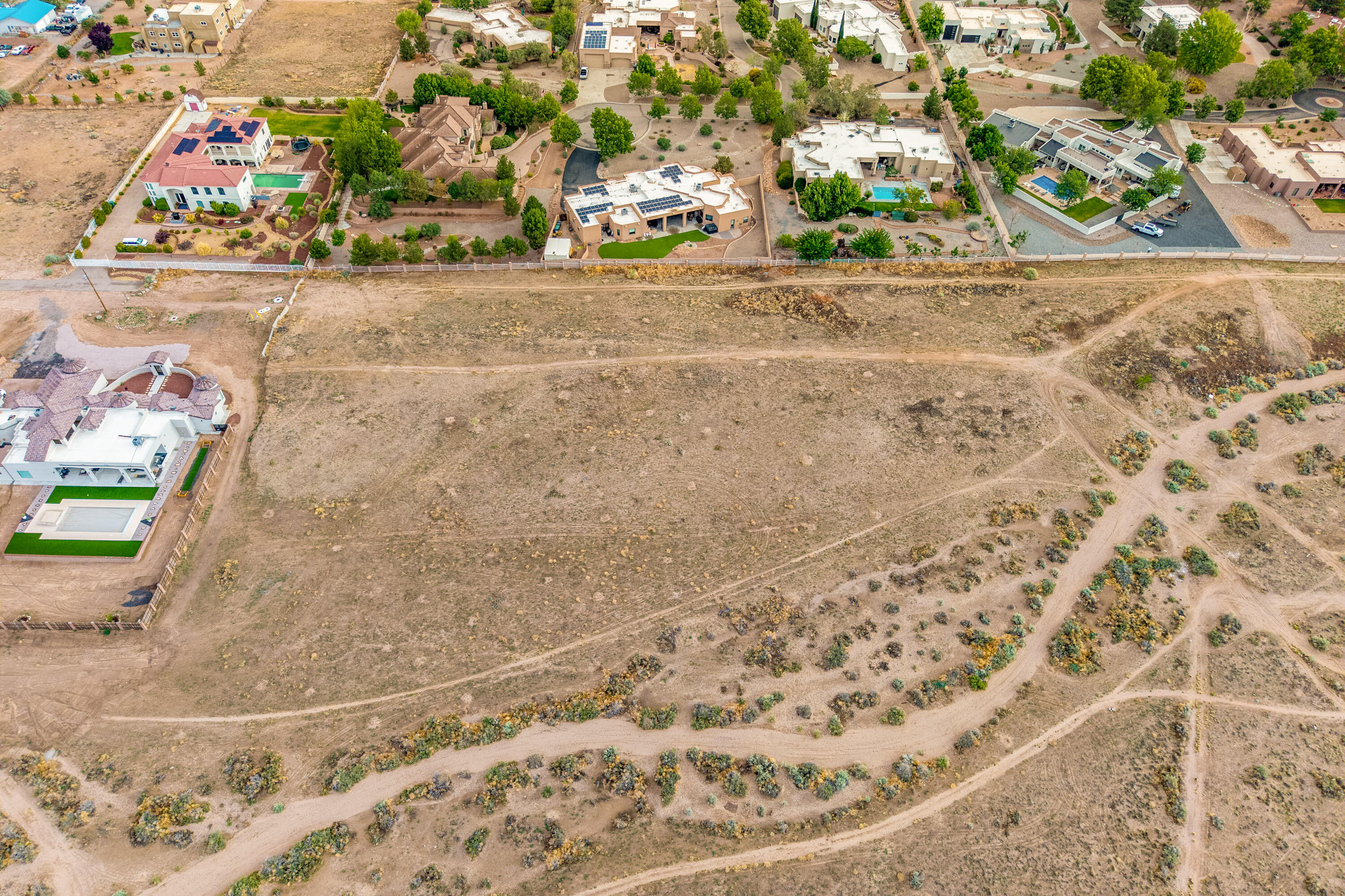 9840 Ranchitos Avenue NE