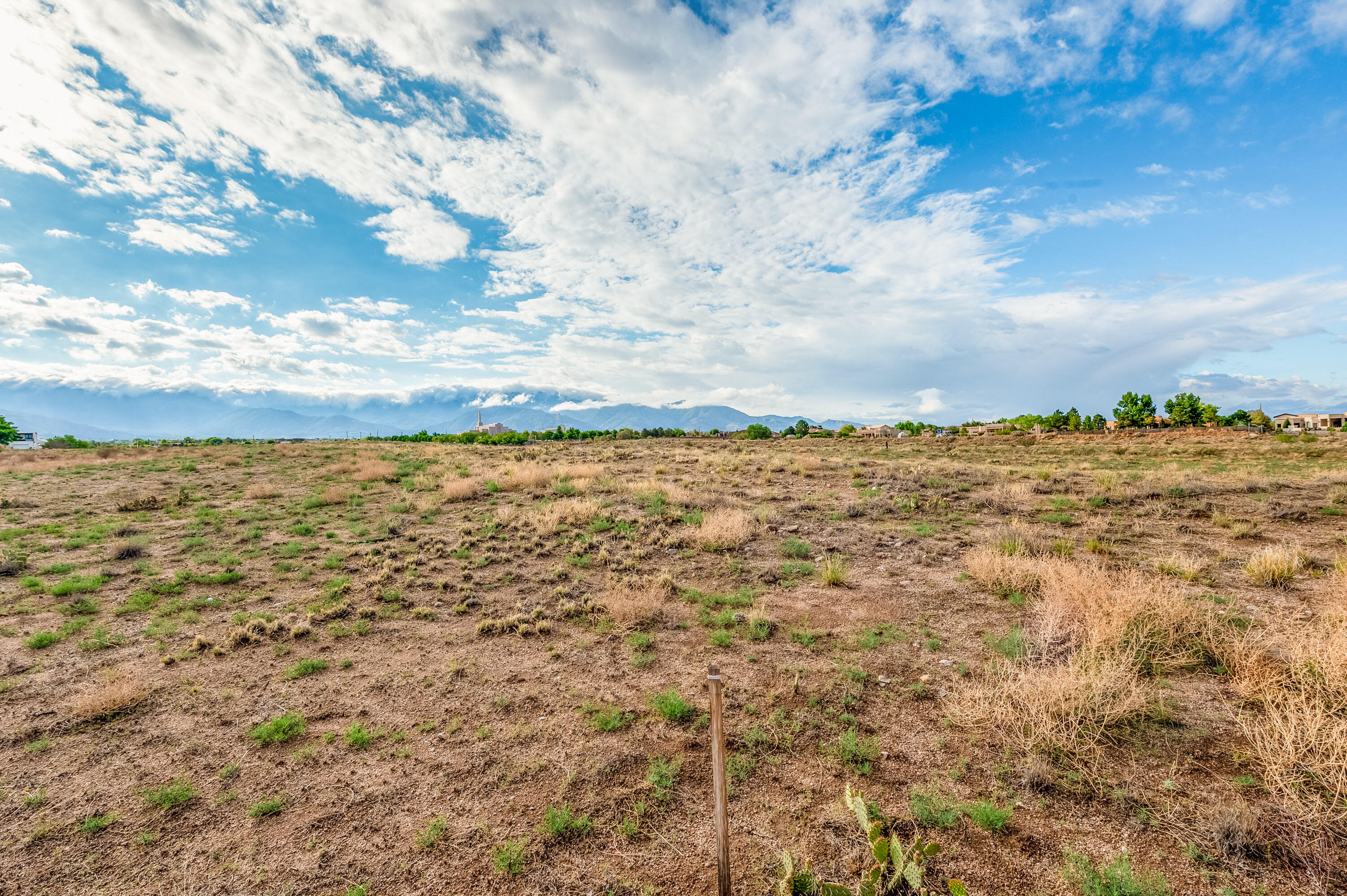 9840 Ranchitos Avenue NE