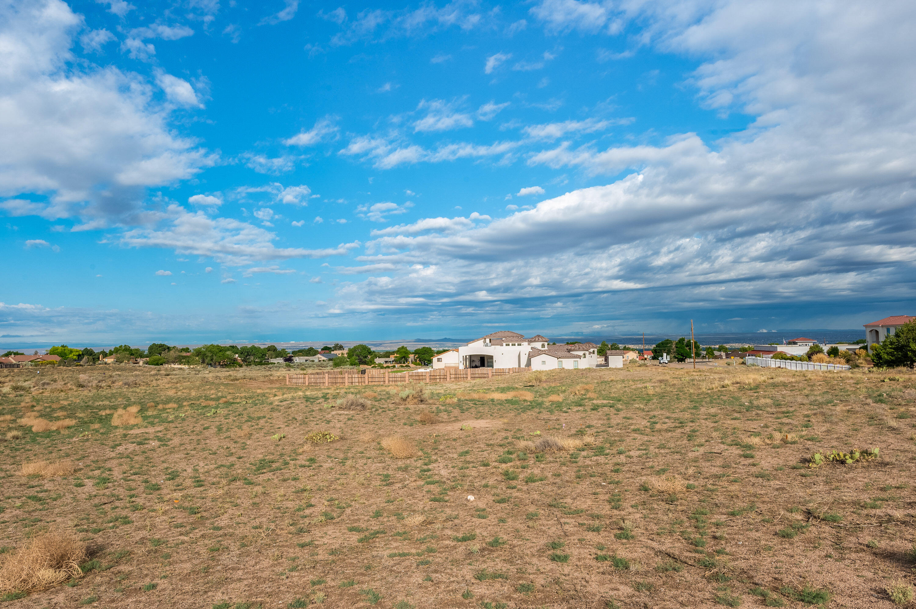 9840 Ranchitos Avenue NE