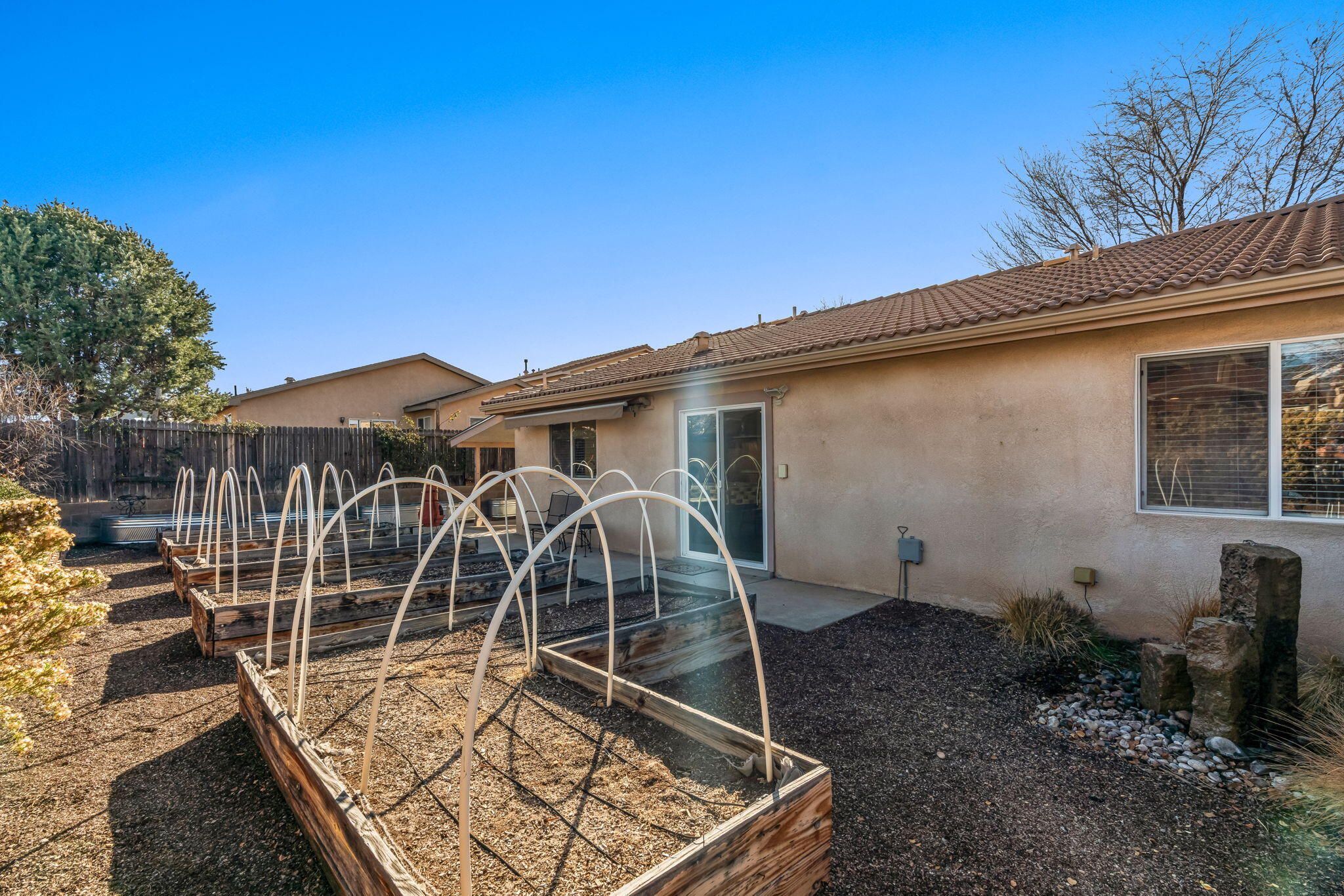 6920 Shale Avenue NE