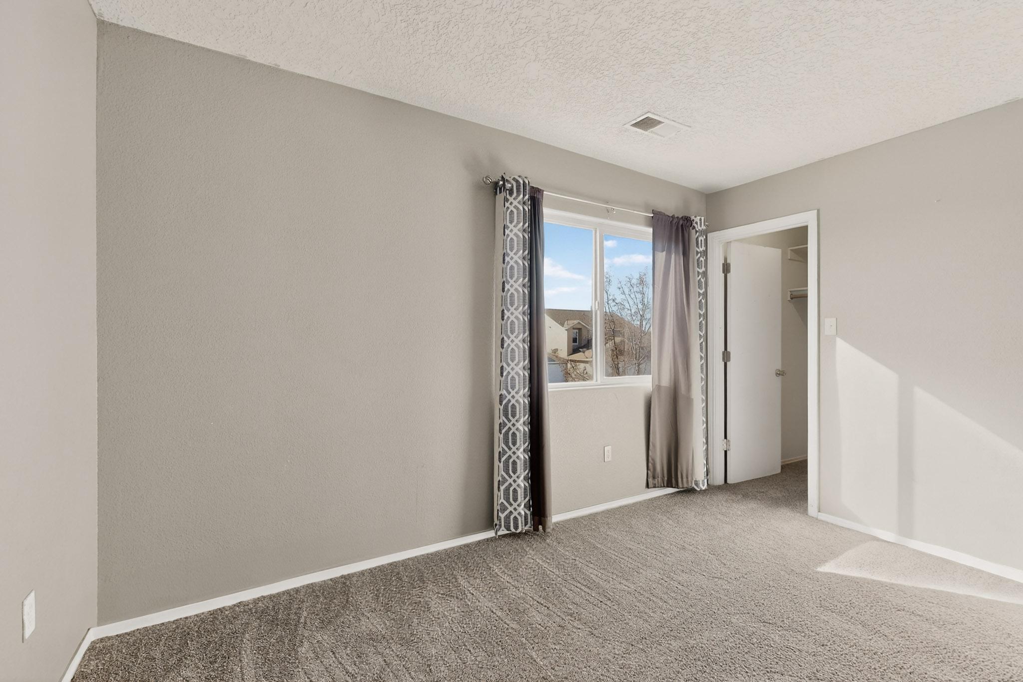 2103 N Ensenada Circle SE