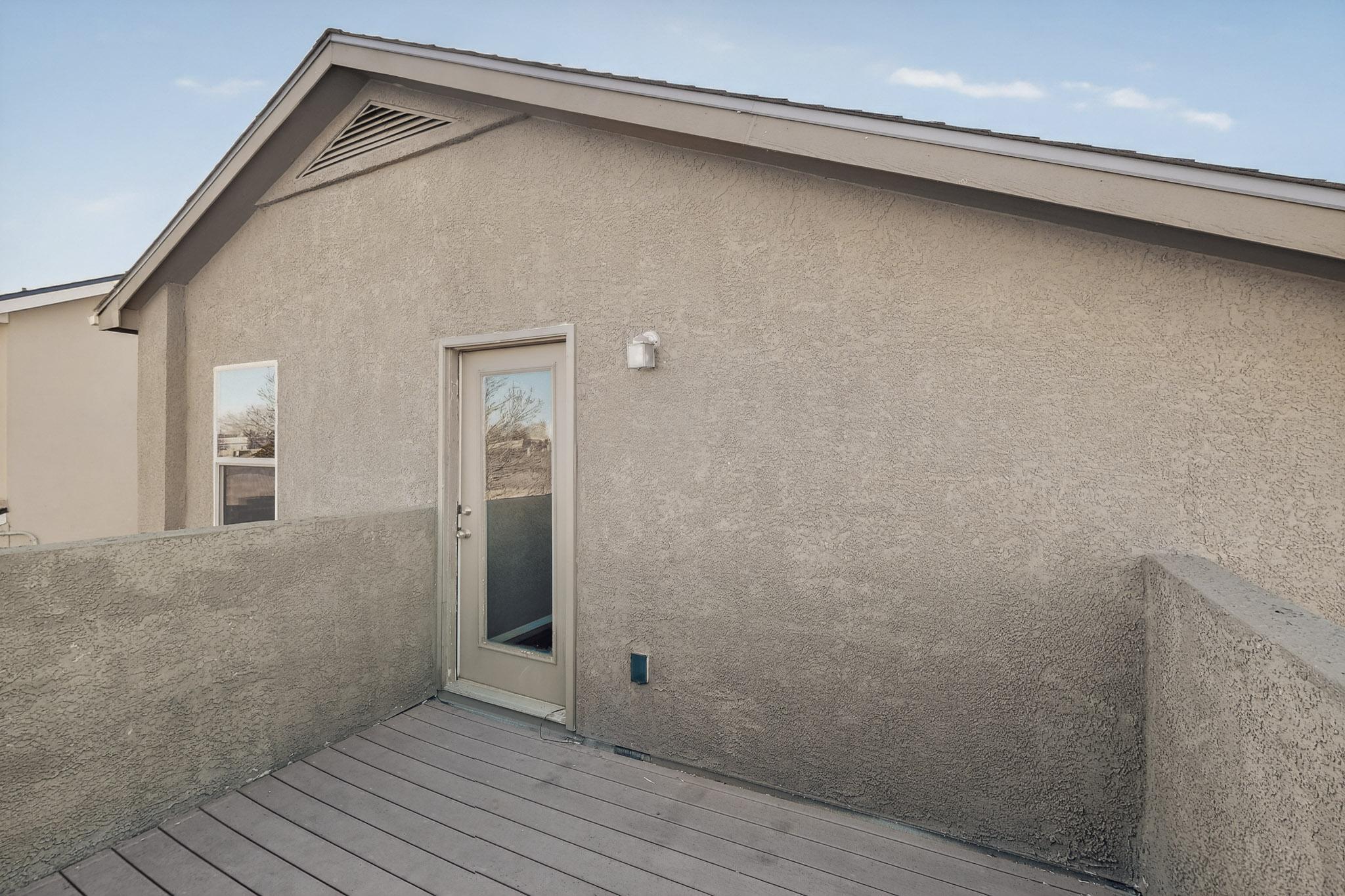 2103 N Ensenada Circle SE