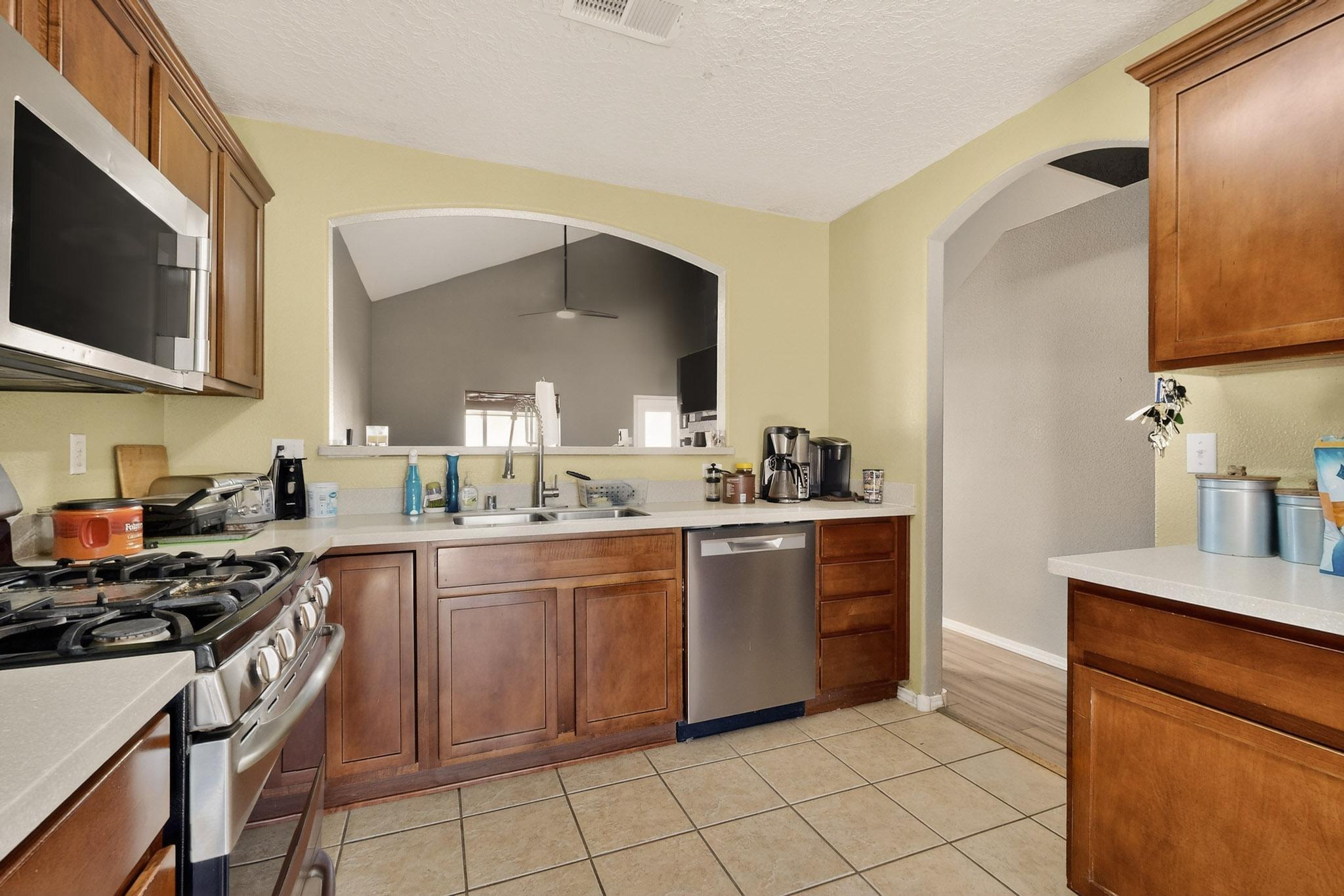 2103 N Ensenada Circle SE