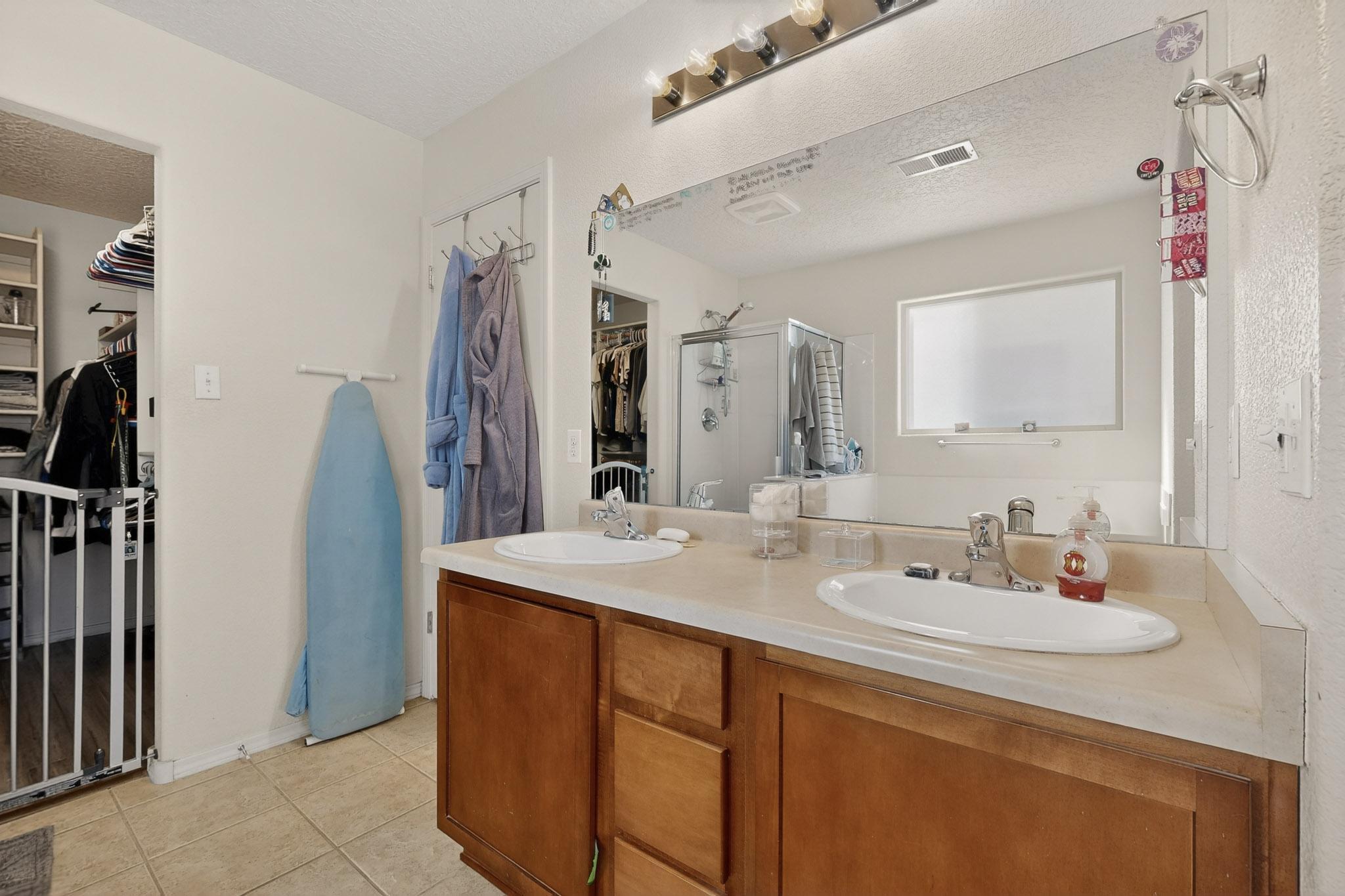 2103 N Ensenada Circle SE