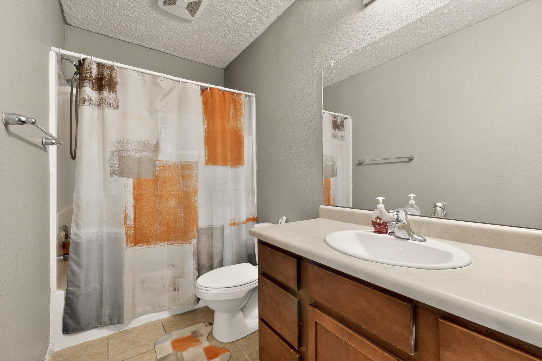 2103 N Ensenada Circle SE