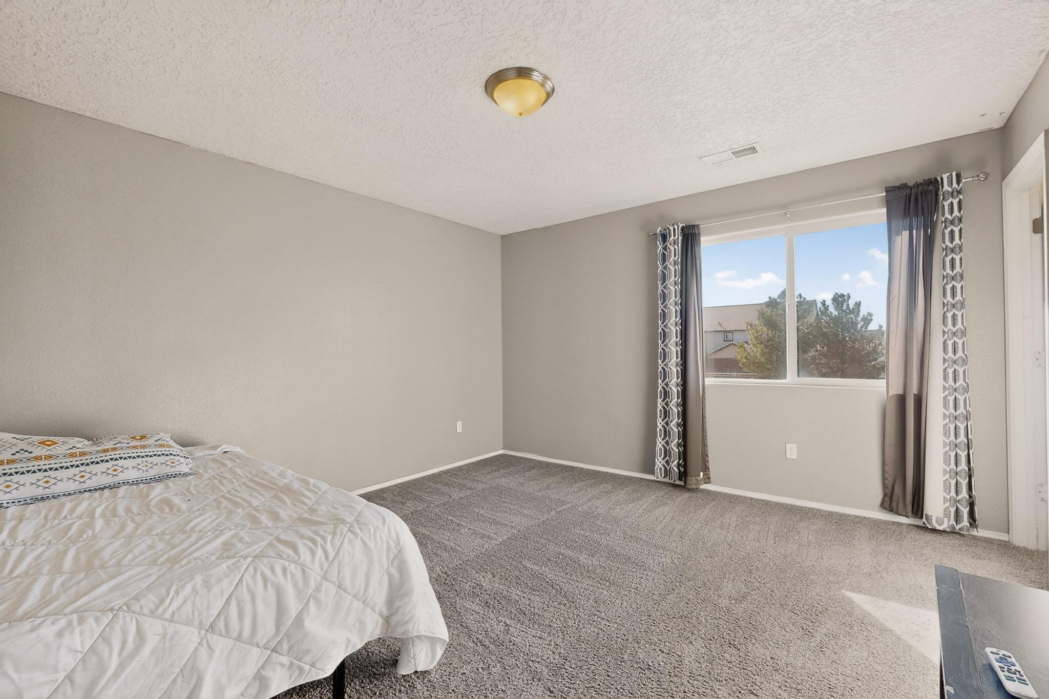 2103 N Ensenada Circle SE