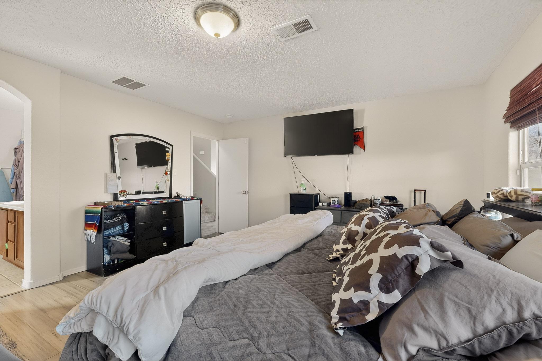 2103 N Ensenada Circle SE