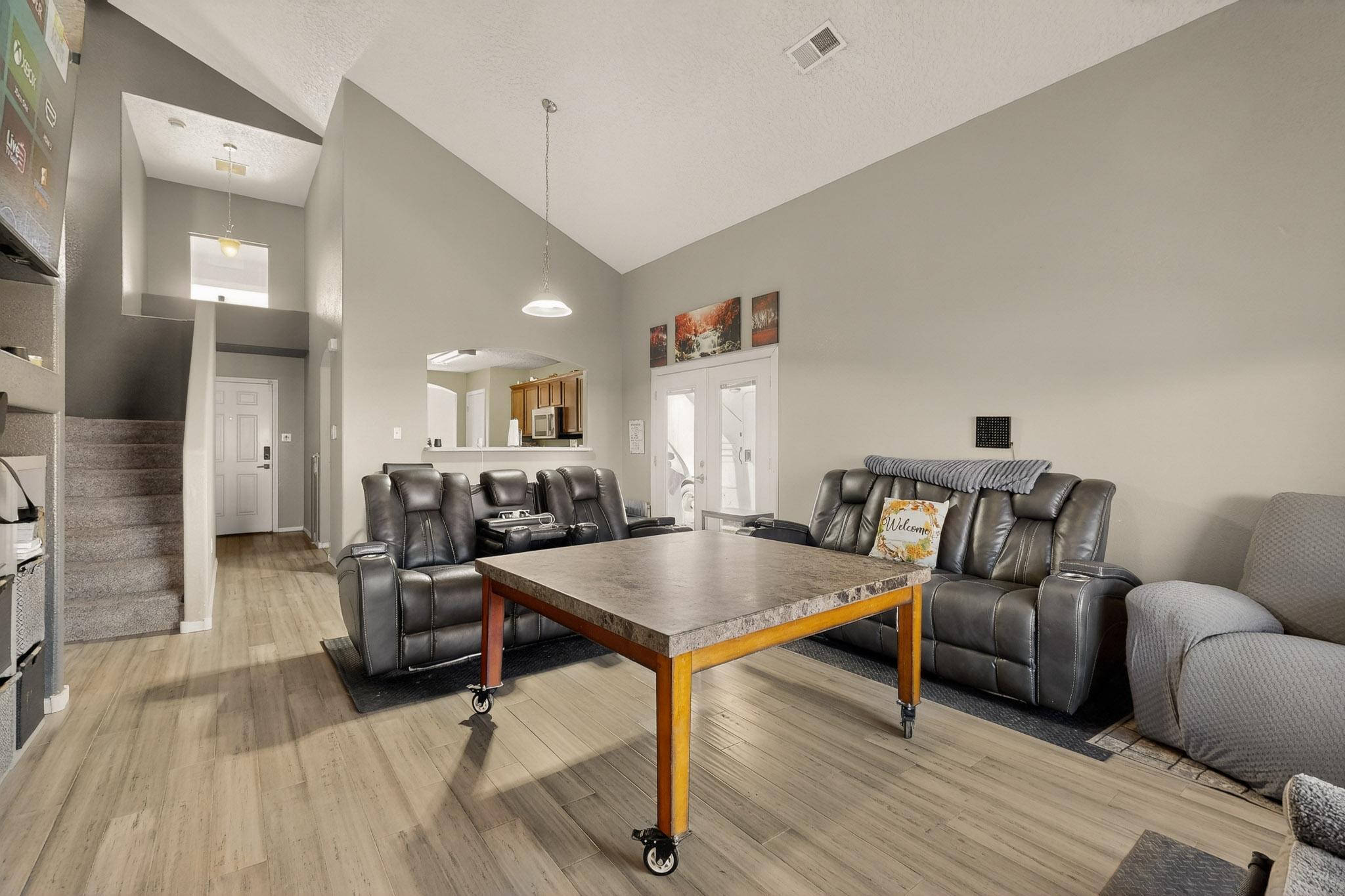 2103 N Ensenada Circle SE