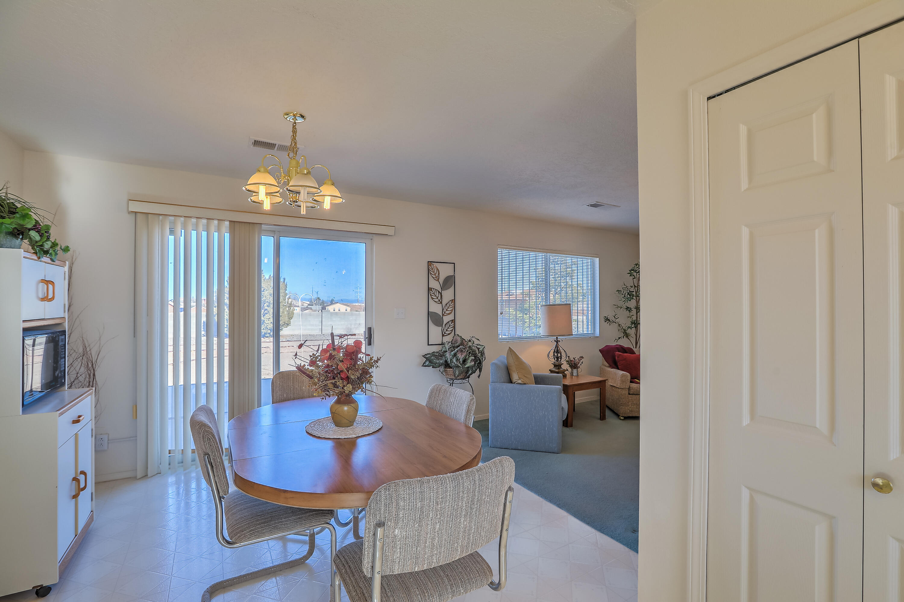 7005 Christopher Court NE