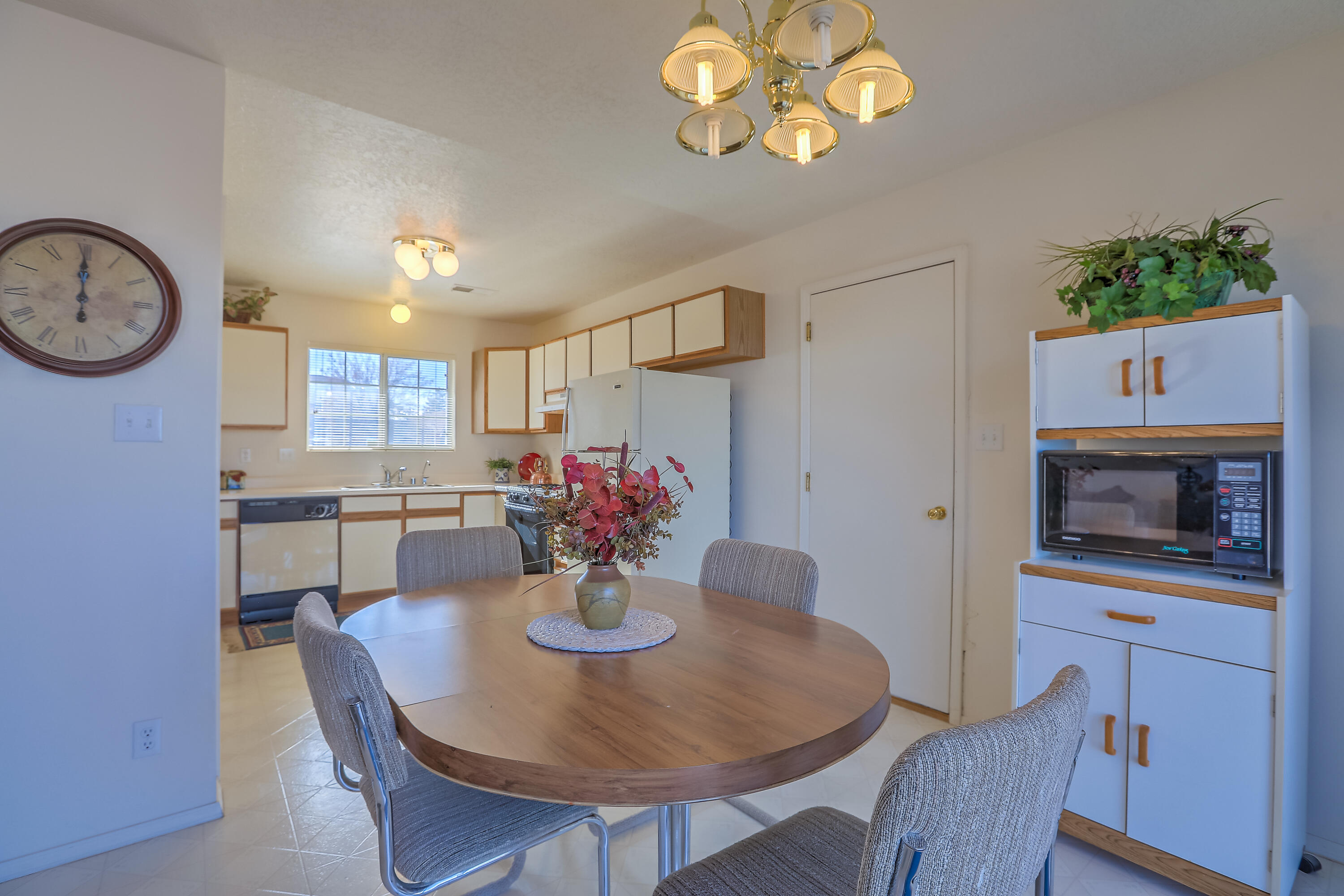 7005 Christopher Court NE