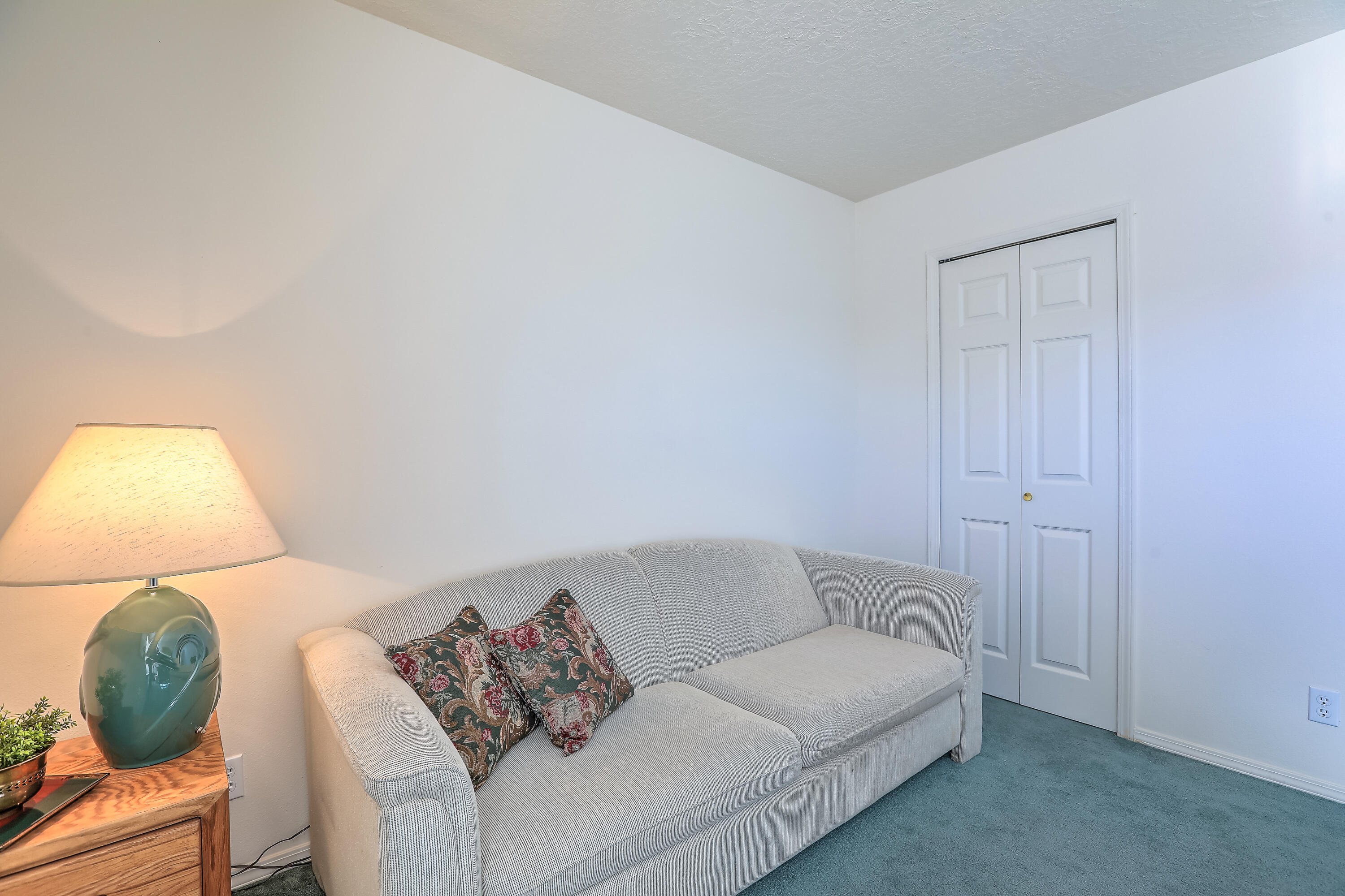 7005 Christopher Court NE