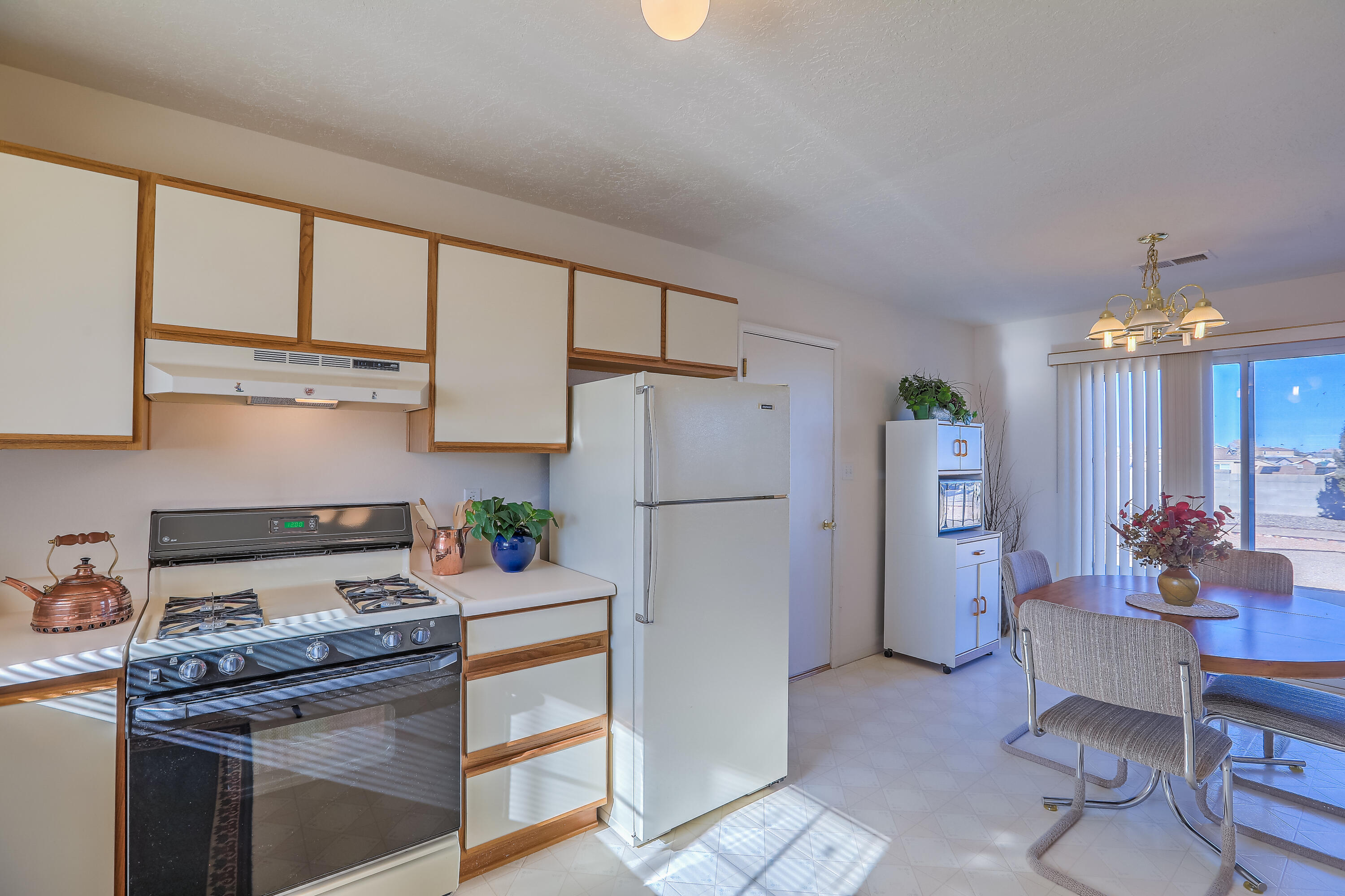 7005 Christopher Court NE