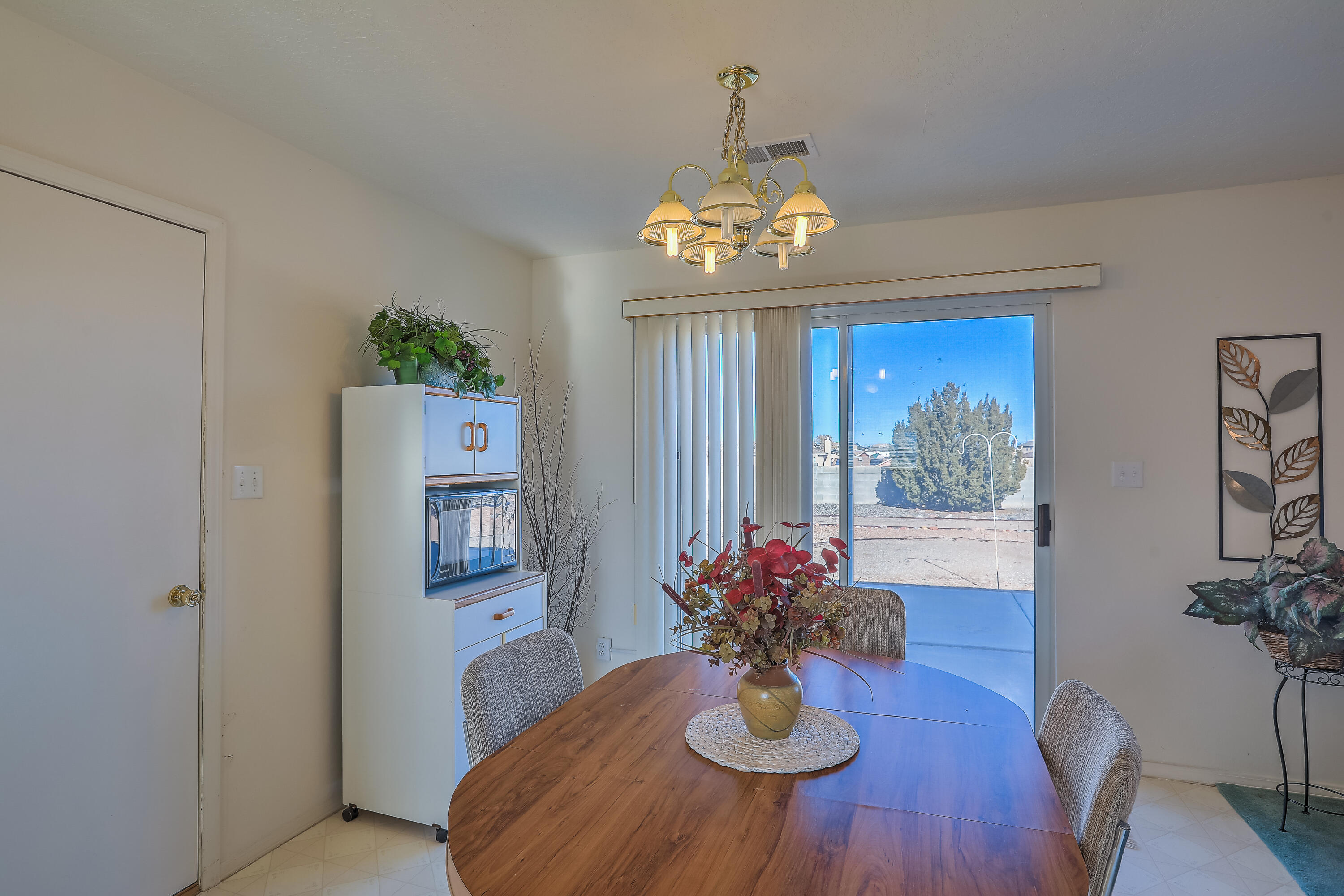 7005 Christopher Court NE