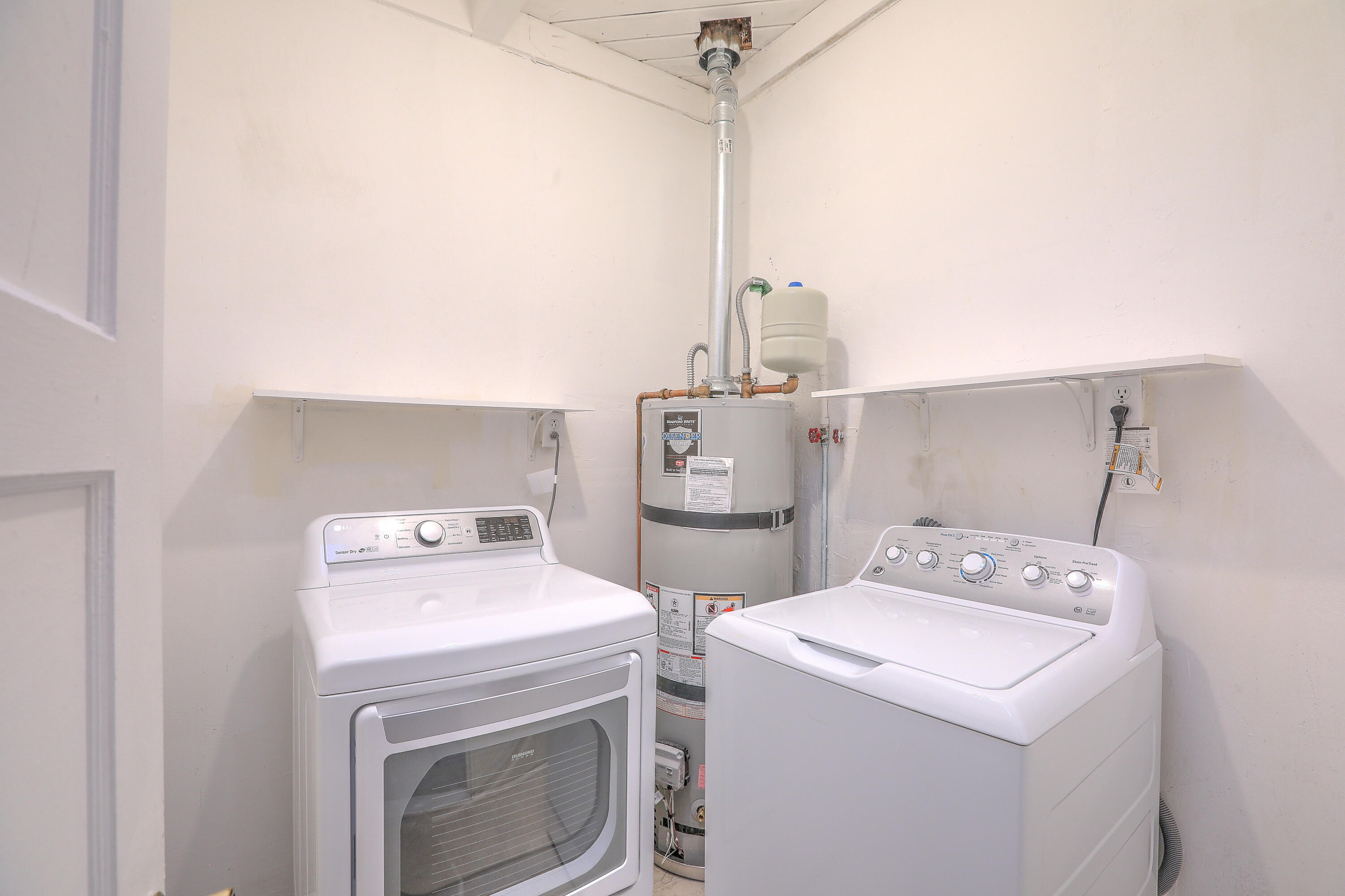 1716 Anderson Place SE