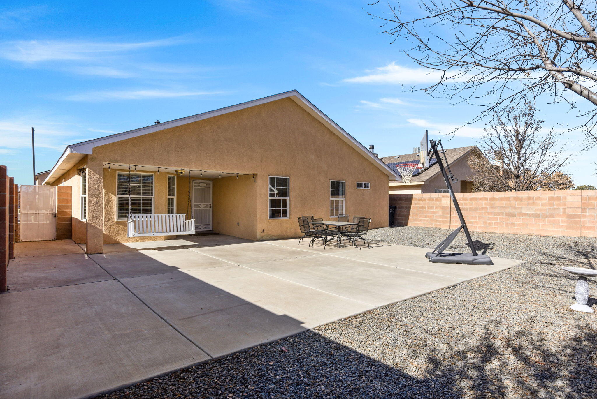 9604 Palomita Court NW