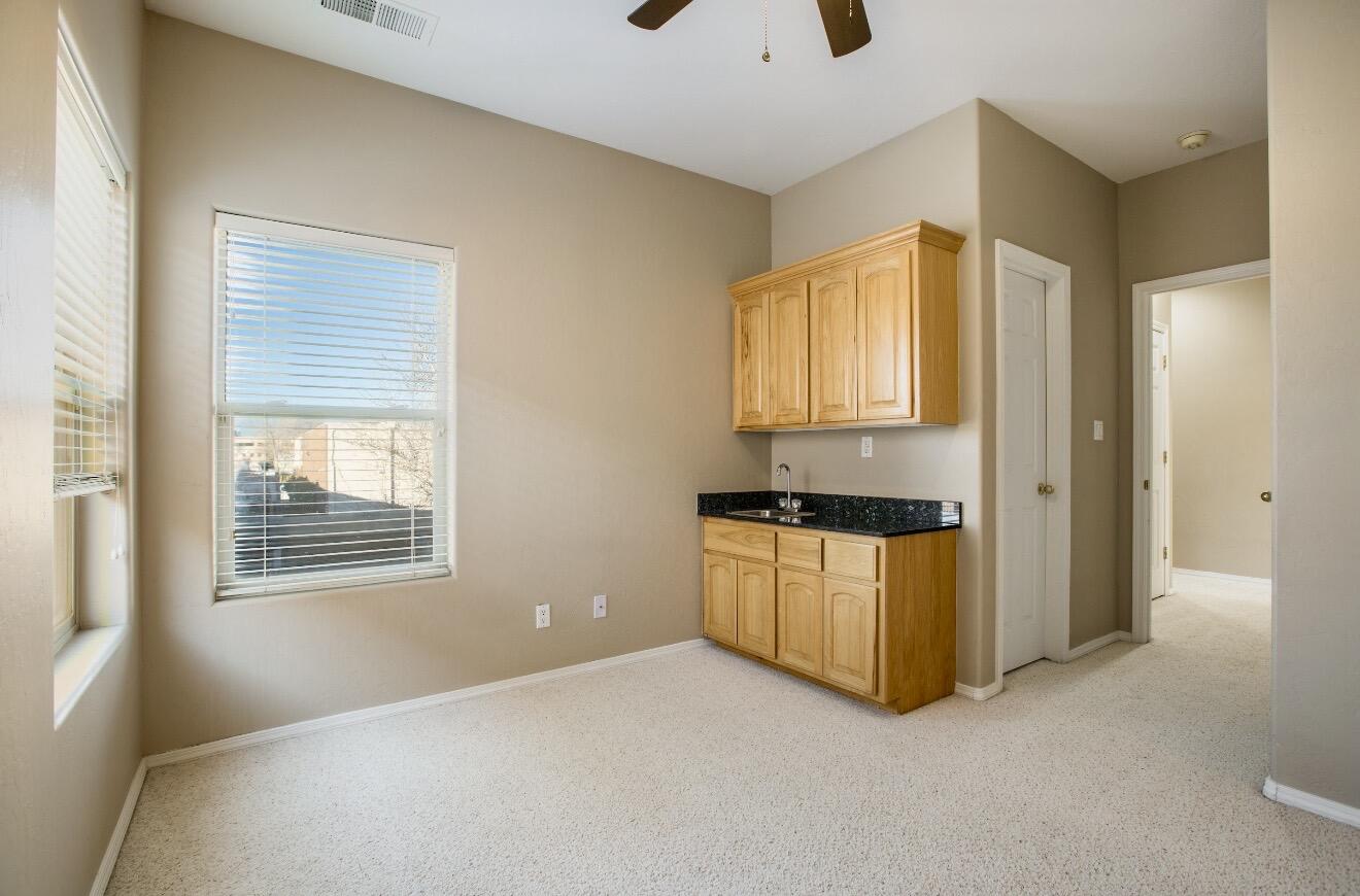 4709 Spanish Sun Avenue NE