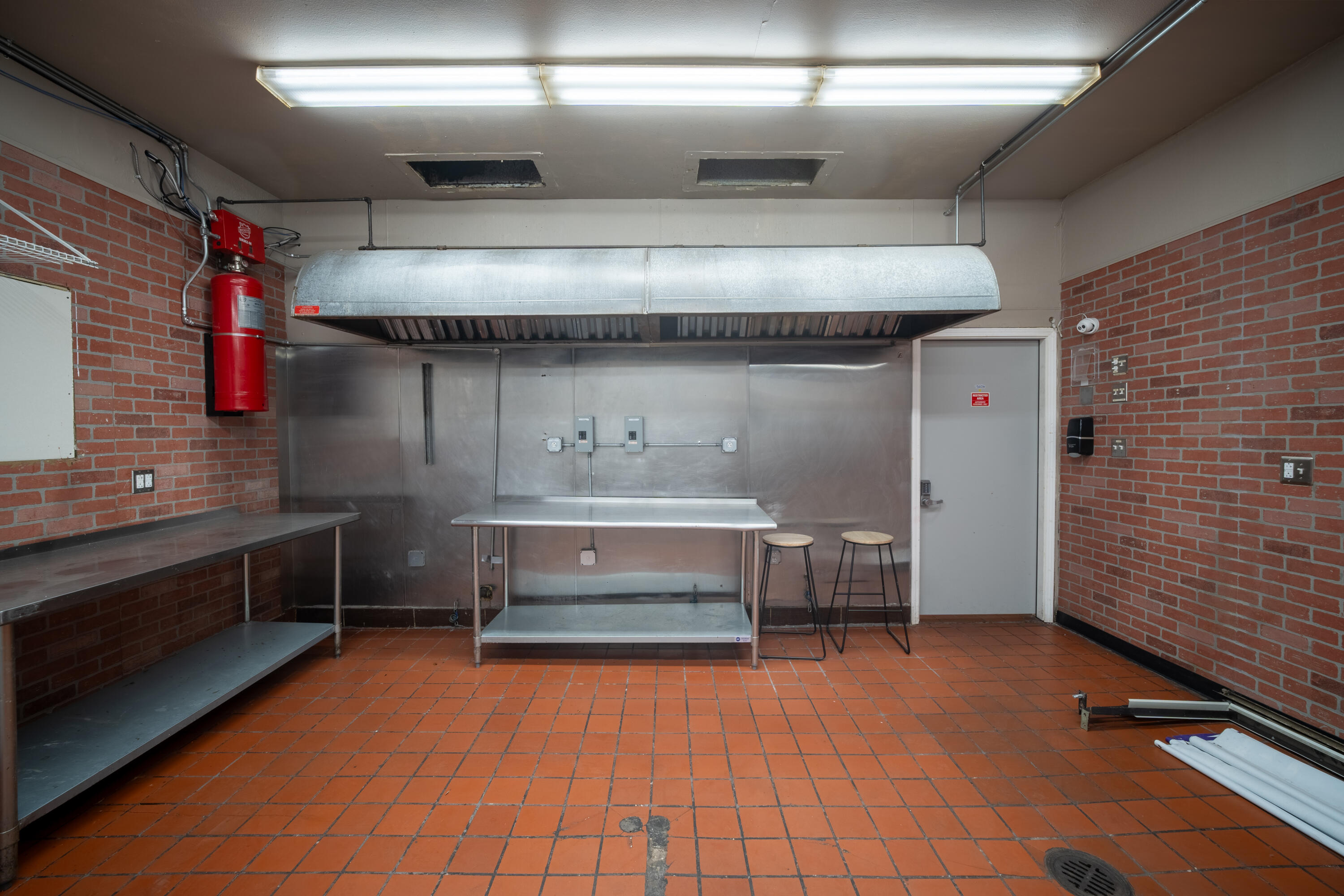 1520 Lomas Boulevard NW