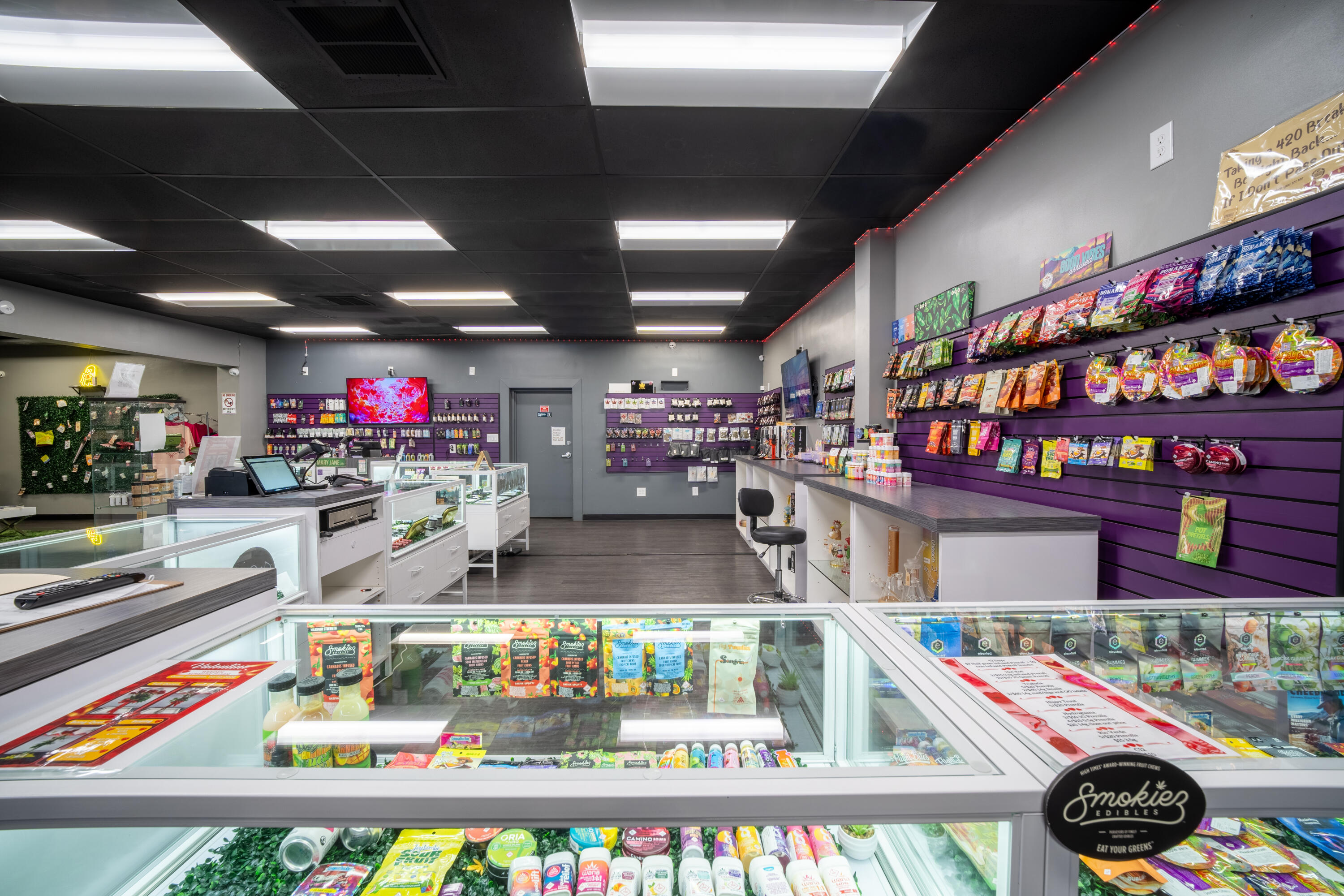 1520 Lomas Boulevard NW