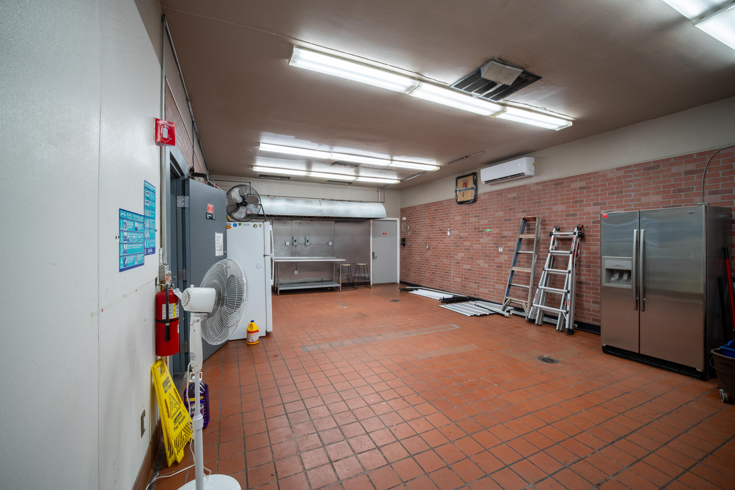 1520 Lomas Boulevard NW