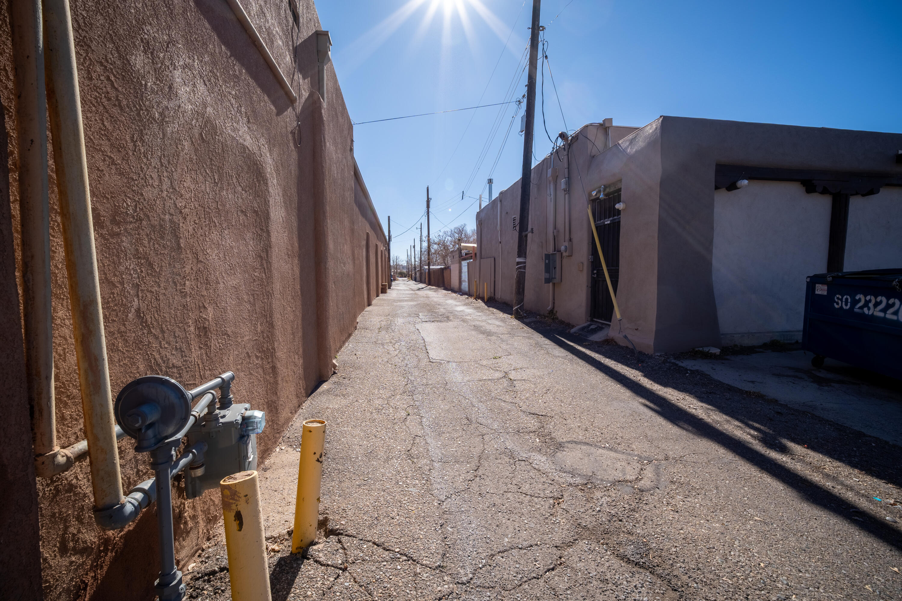 1520 Lomas Boulevard NW