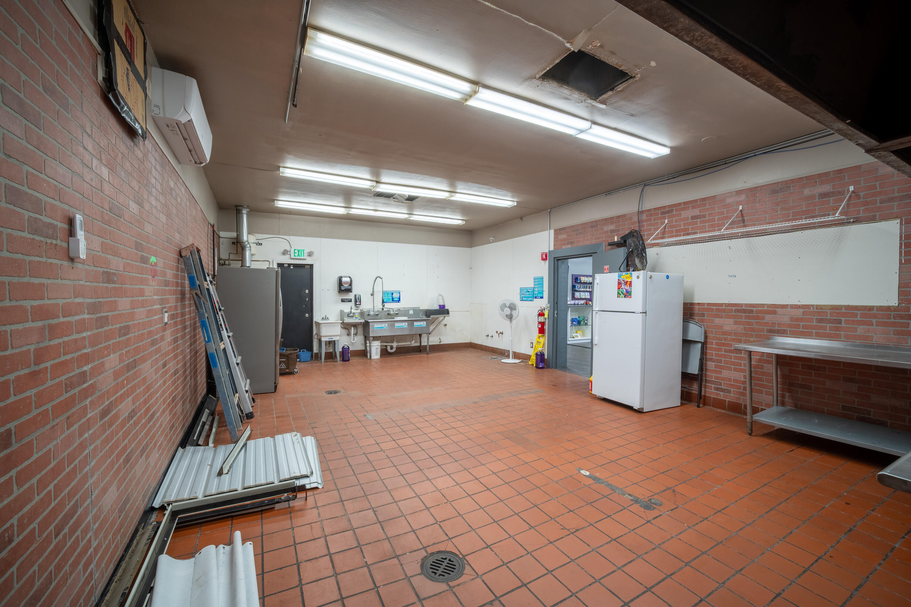 1520 Lomas Boulevard NW