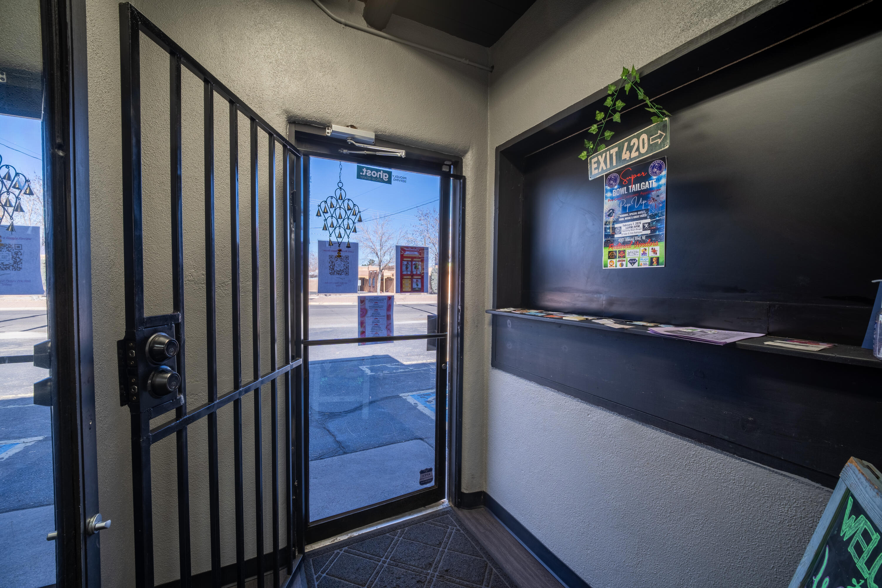 1520 Lomas Boulevard NW