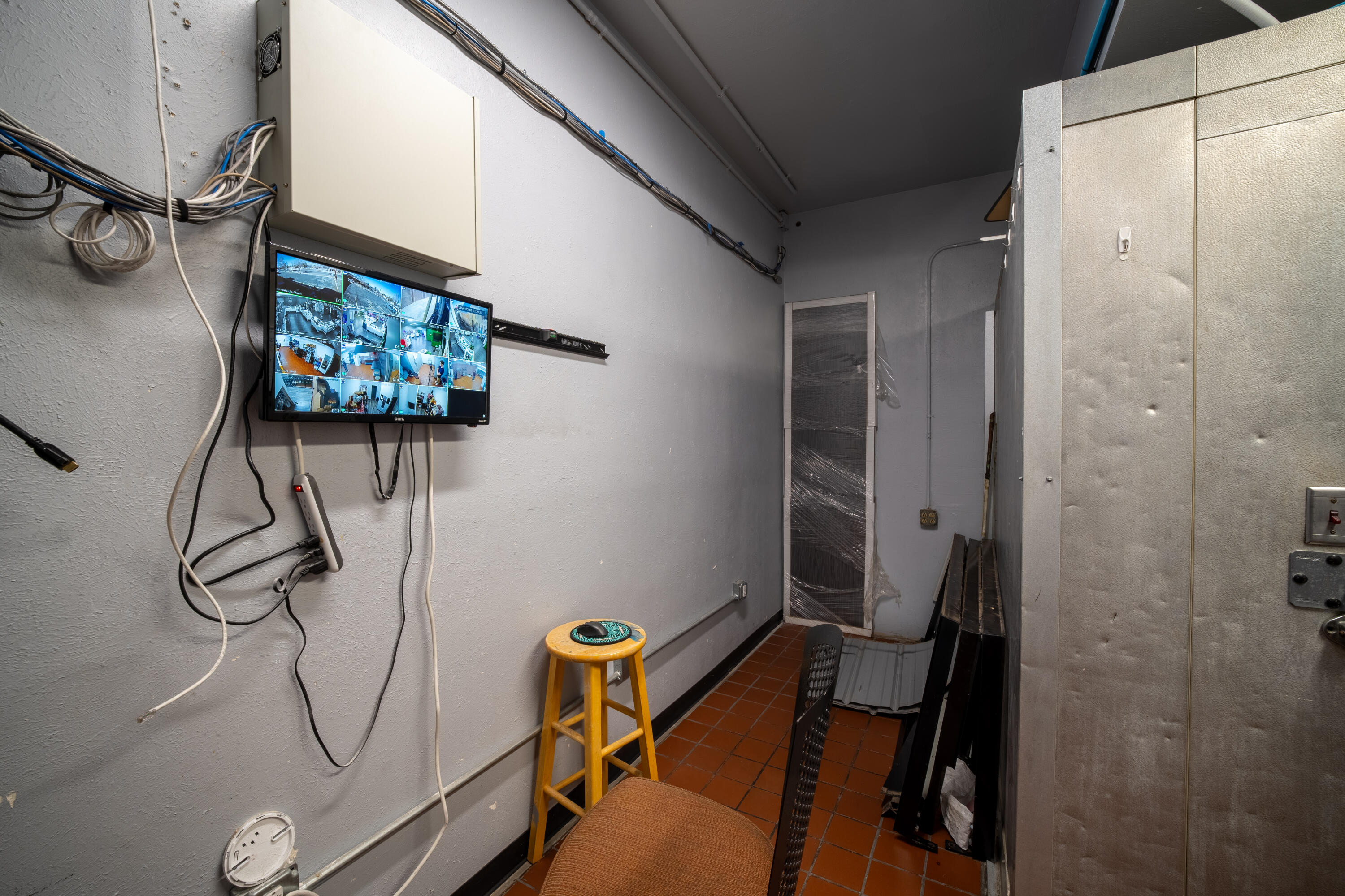 1520 Lomas Boulevard NW