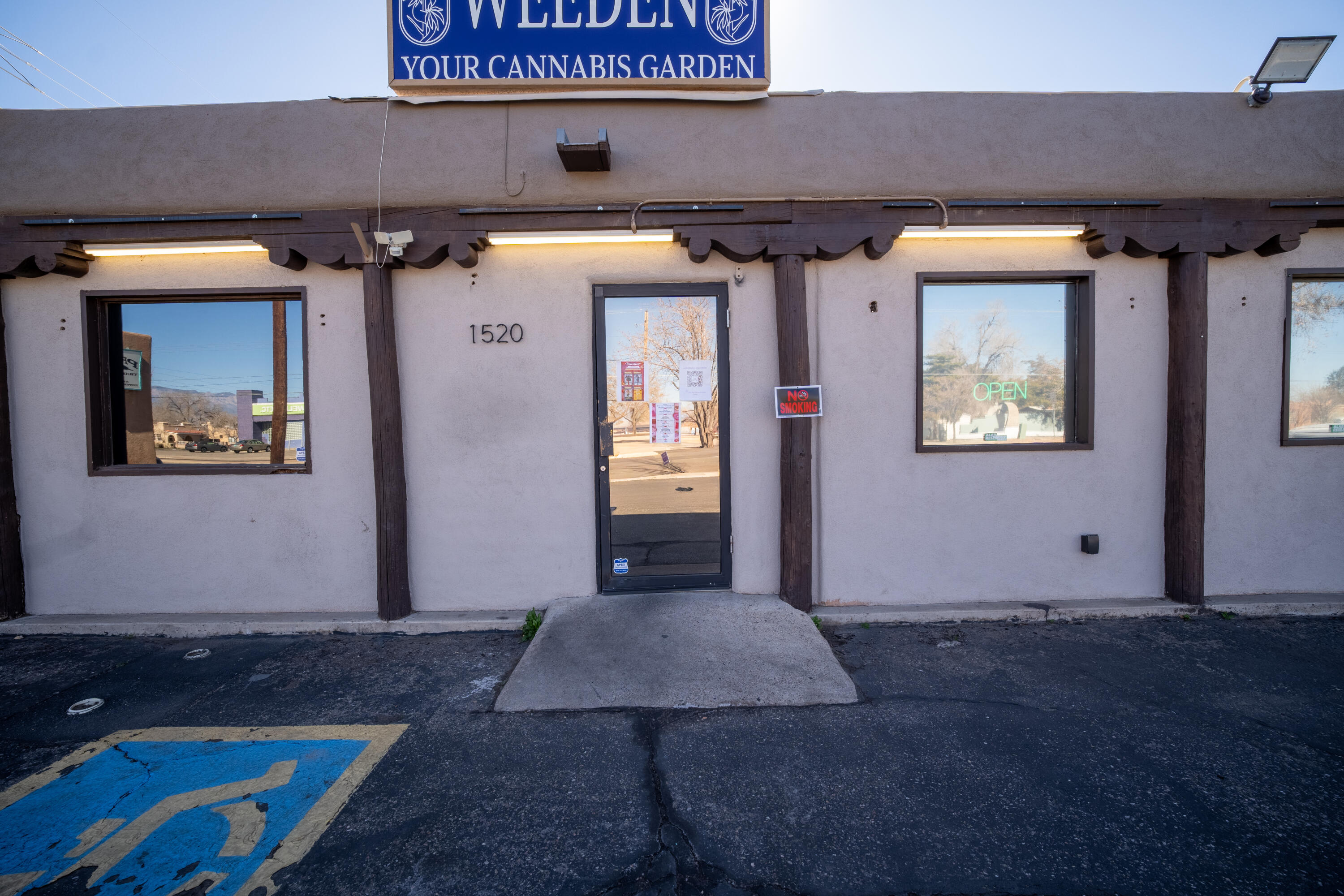 1520 Lomas Boulevard NW