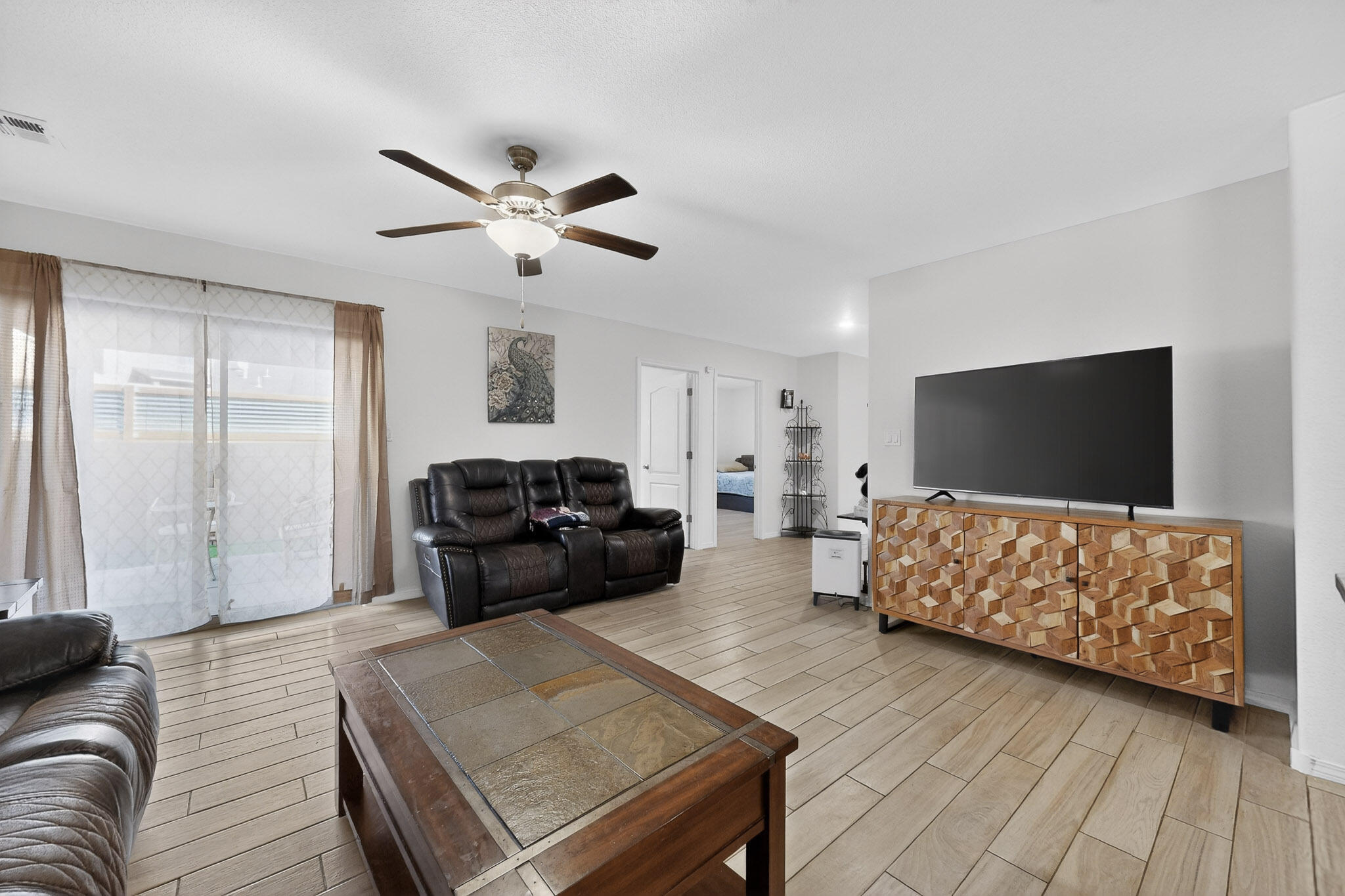 1702 Adelaide Lane