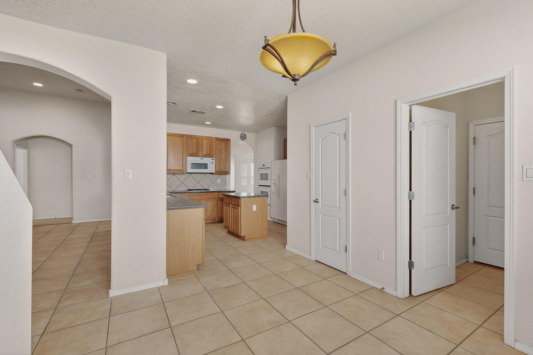 1924 Tapatio Street SE