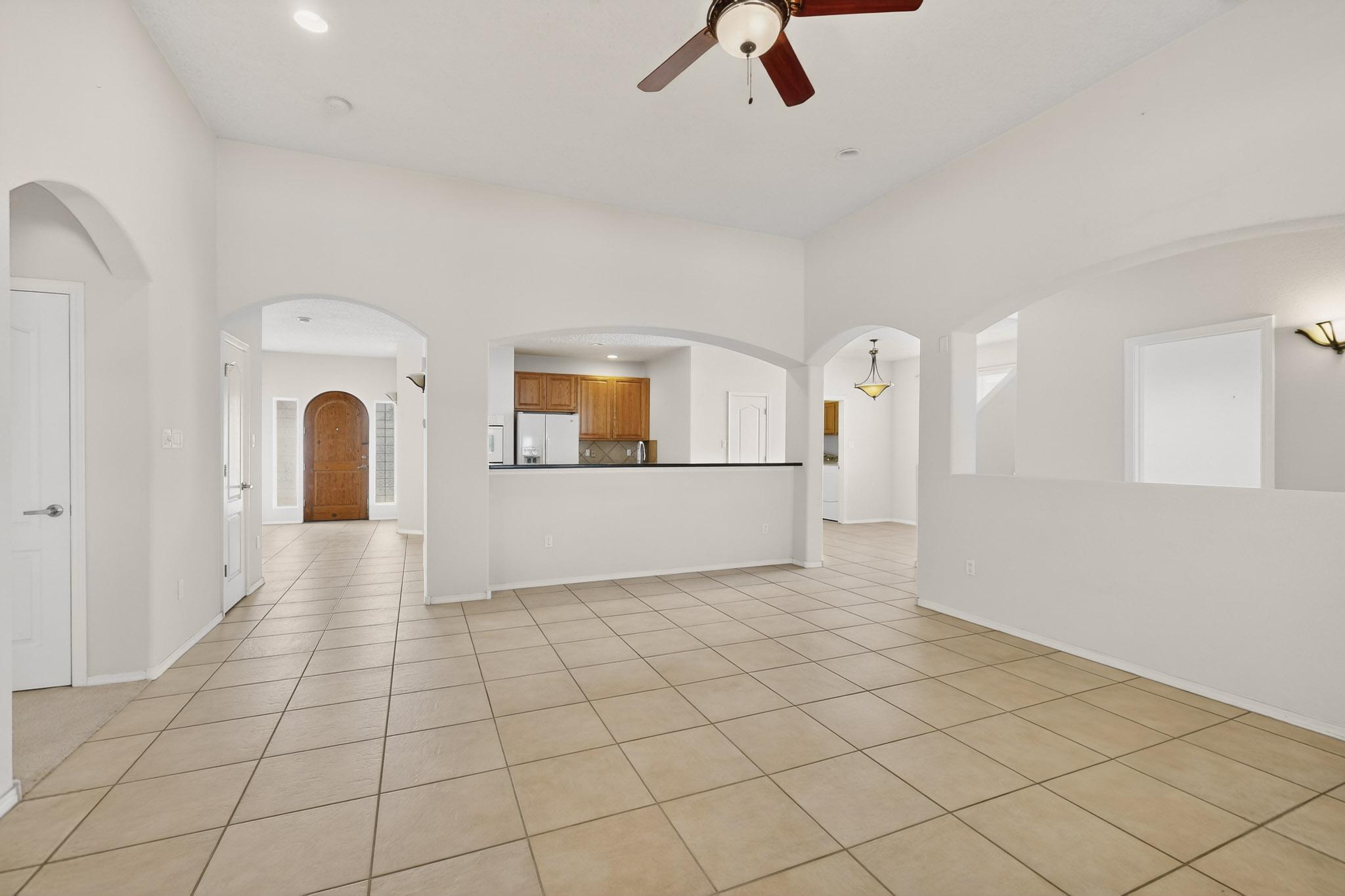 1924 Tapatio Street SE