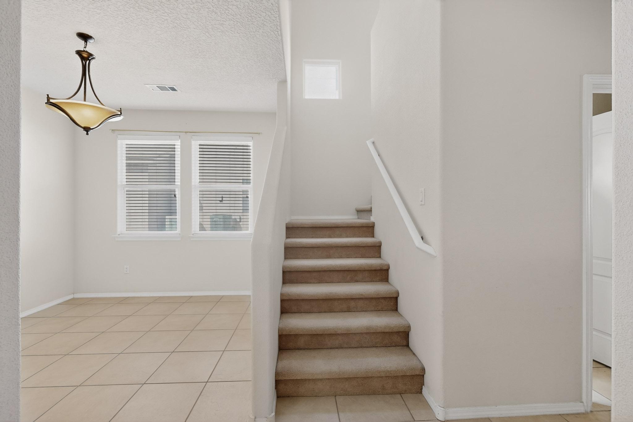 1924 Tapatio Street SE