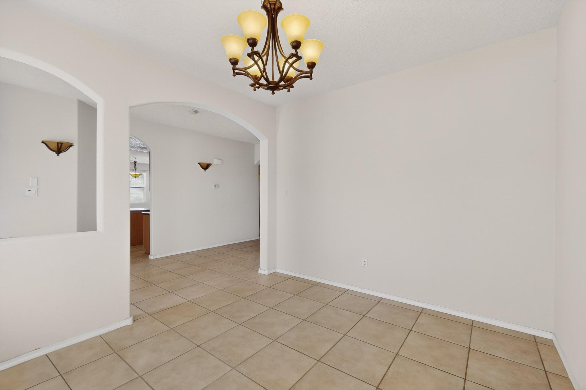 1924 Tapatio Street SE