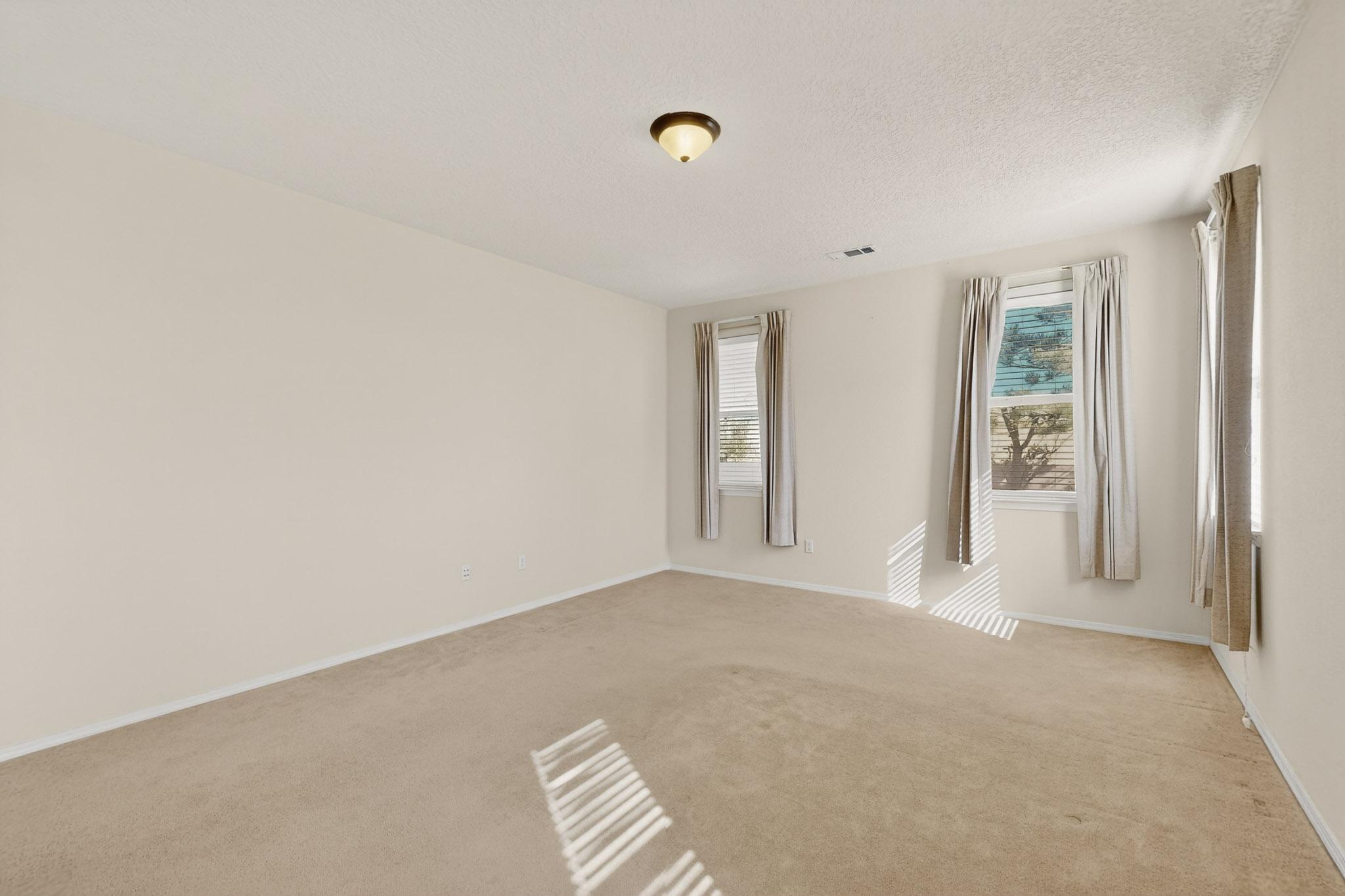 1924 Tapatio Street SE