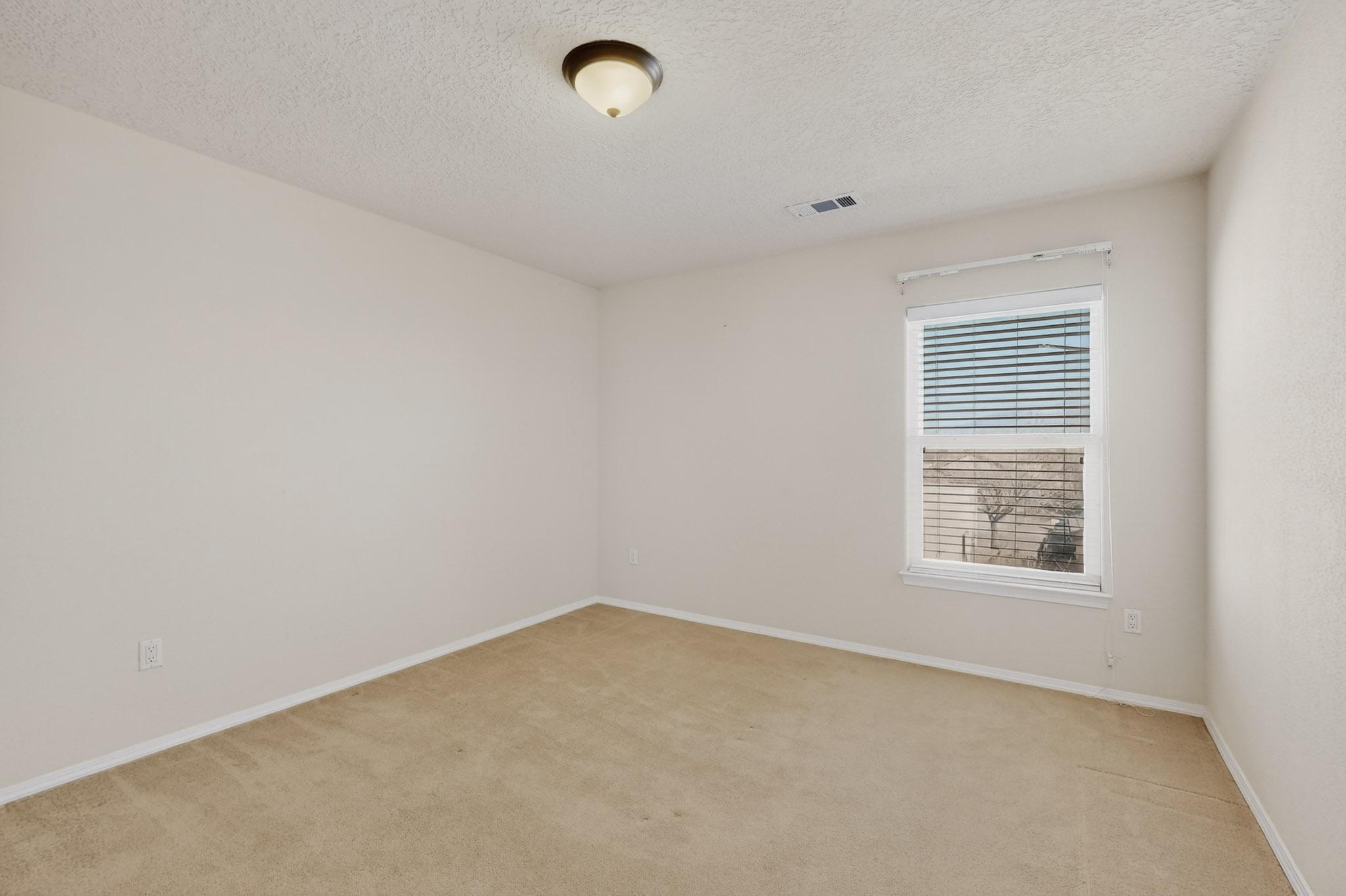 1924 Tapatio Street SE