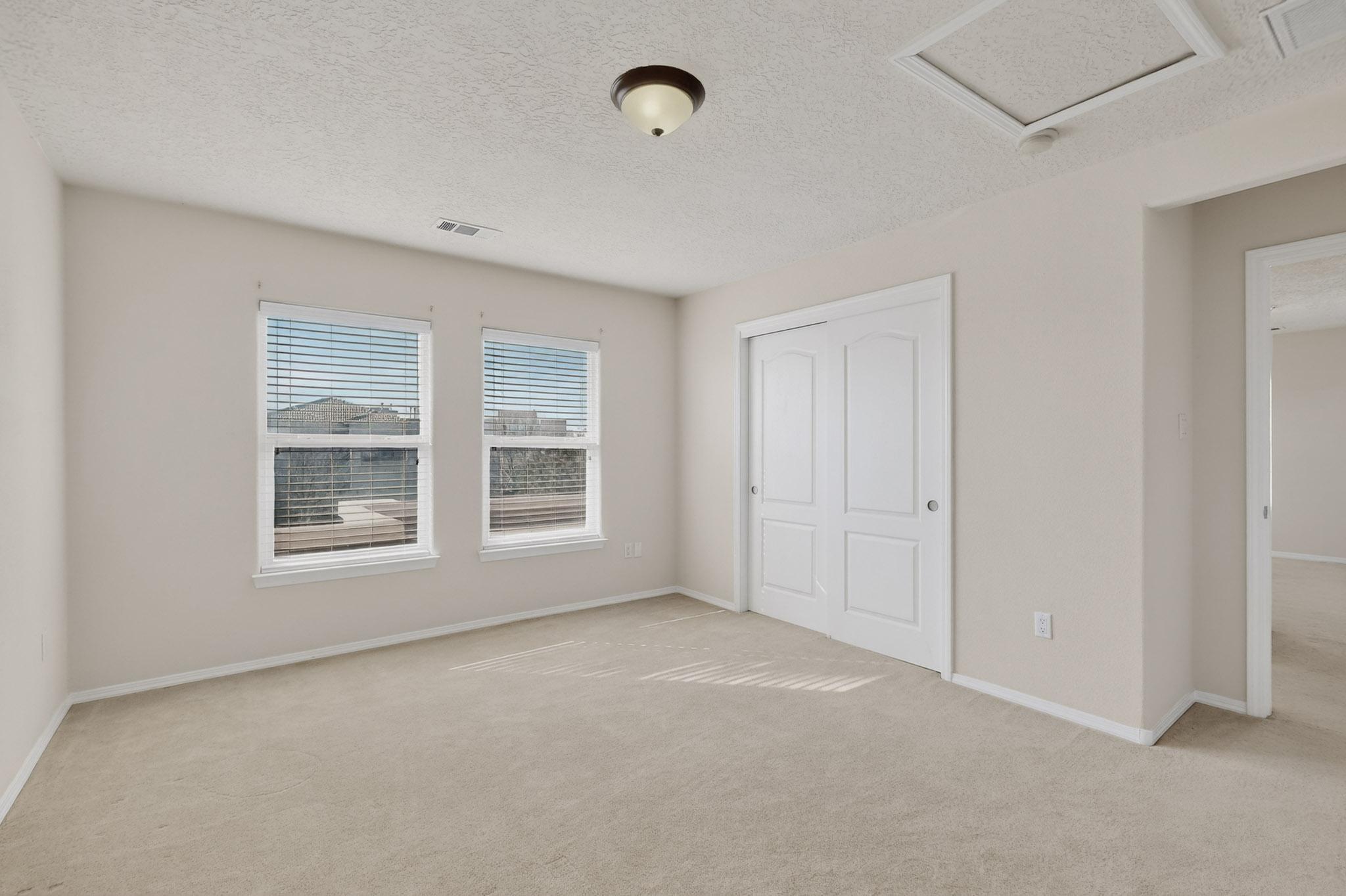 1924 Tapatio Street SE