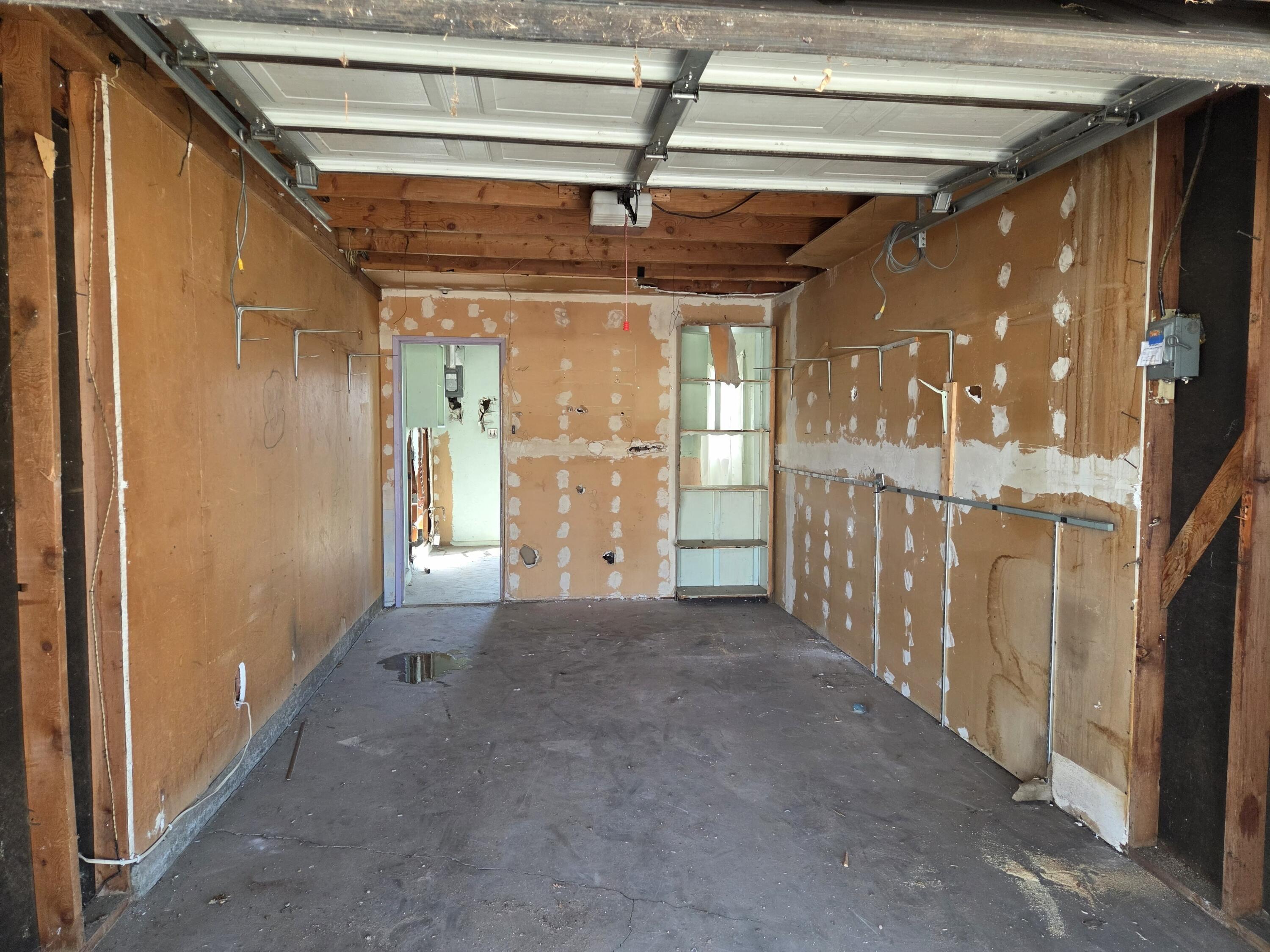 8110 Robin Avenue NE