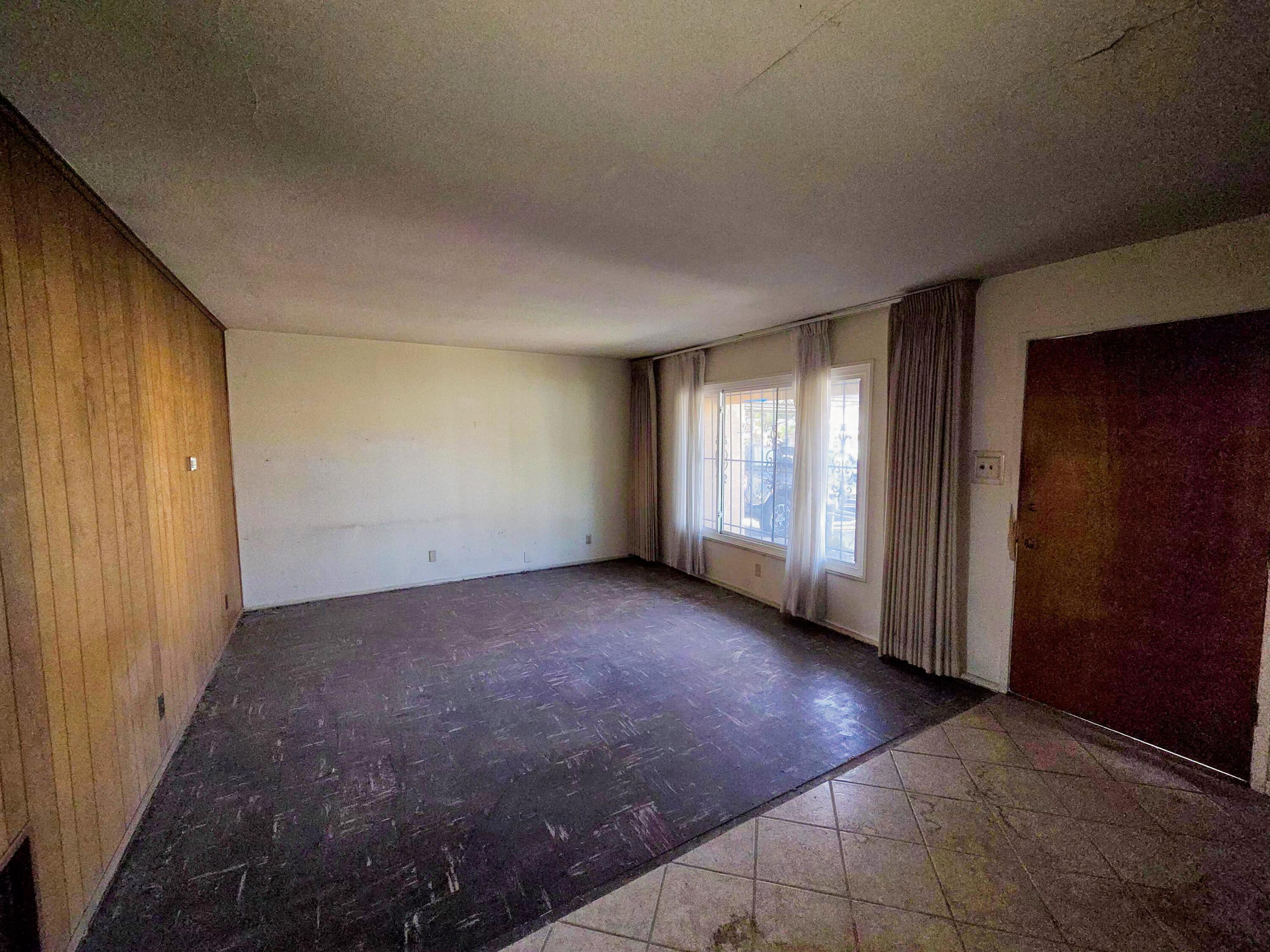 8110 Robin Avenue NE