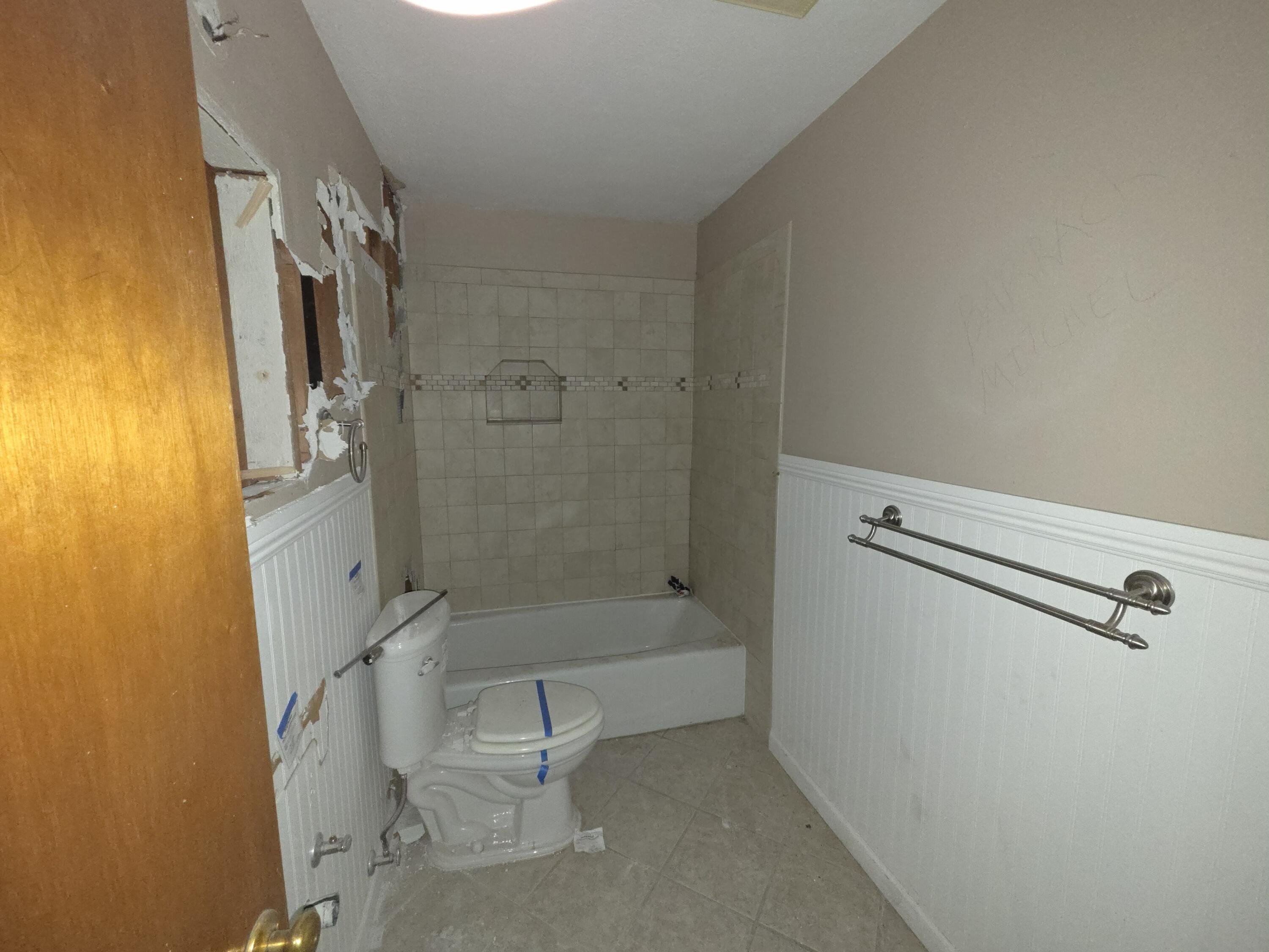 8110 Robin Avenue NE