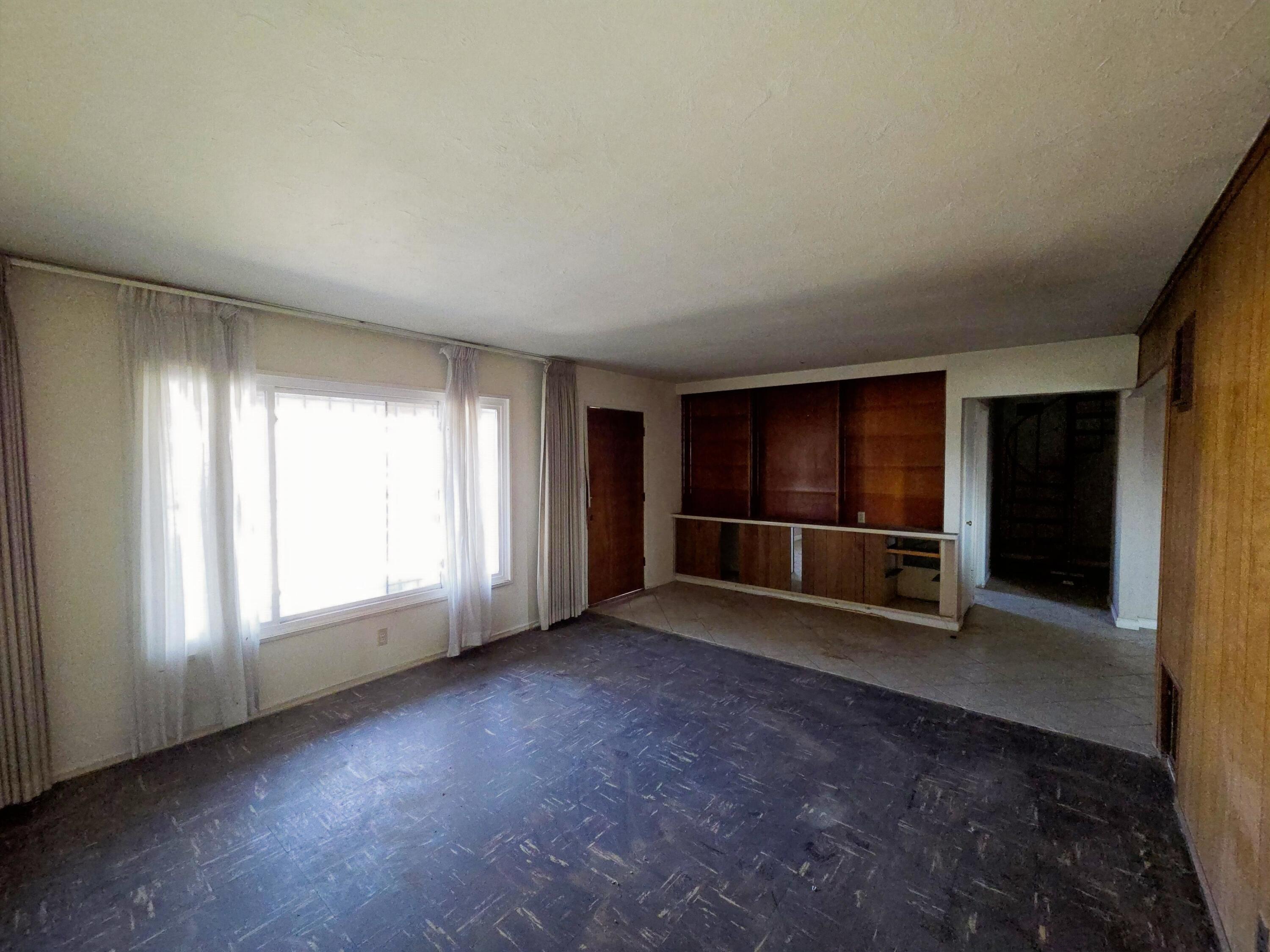 8110 Robin Avenue NE