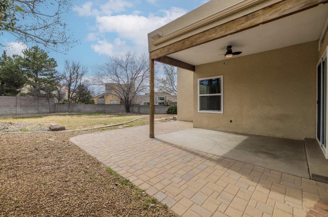 10800 N Malaguena Lane NE