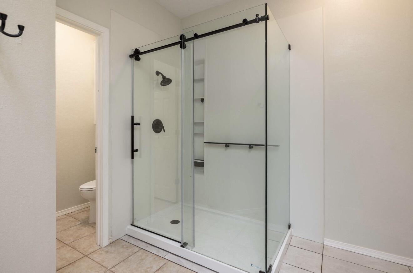 10800 N Malaguena Lane NE