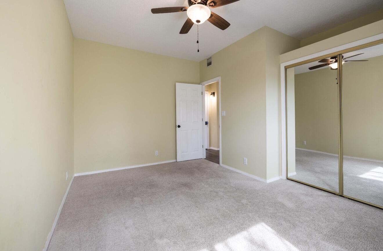 10800 N Malaguena Lane NE