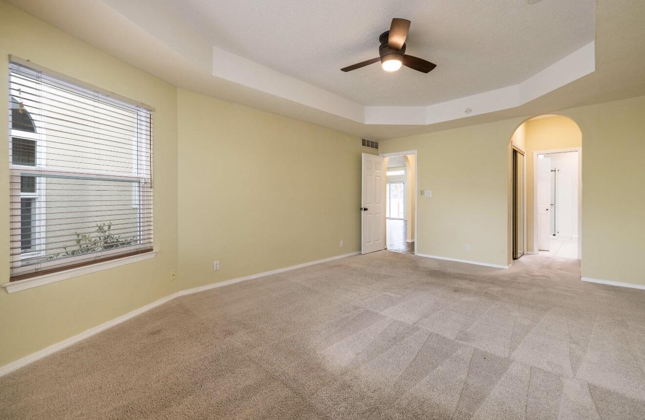 10800 N Malaguena Lane NE