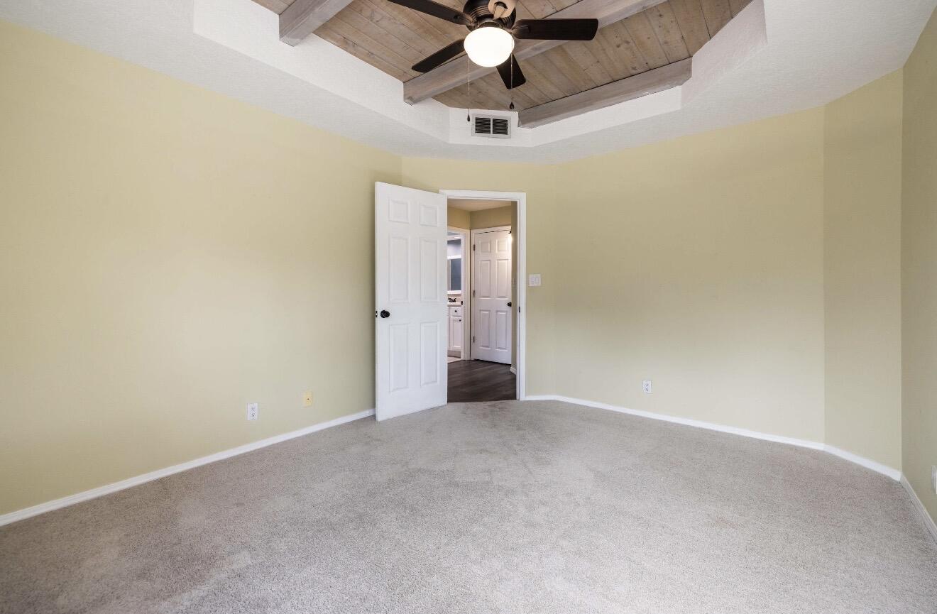 10800 N Malaguena Lane NE