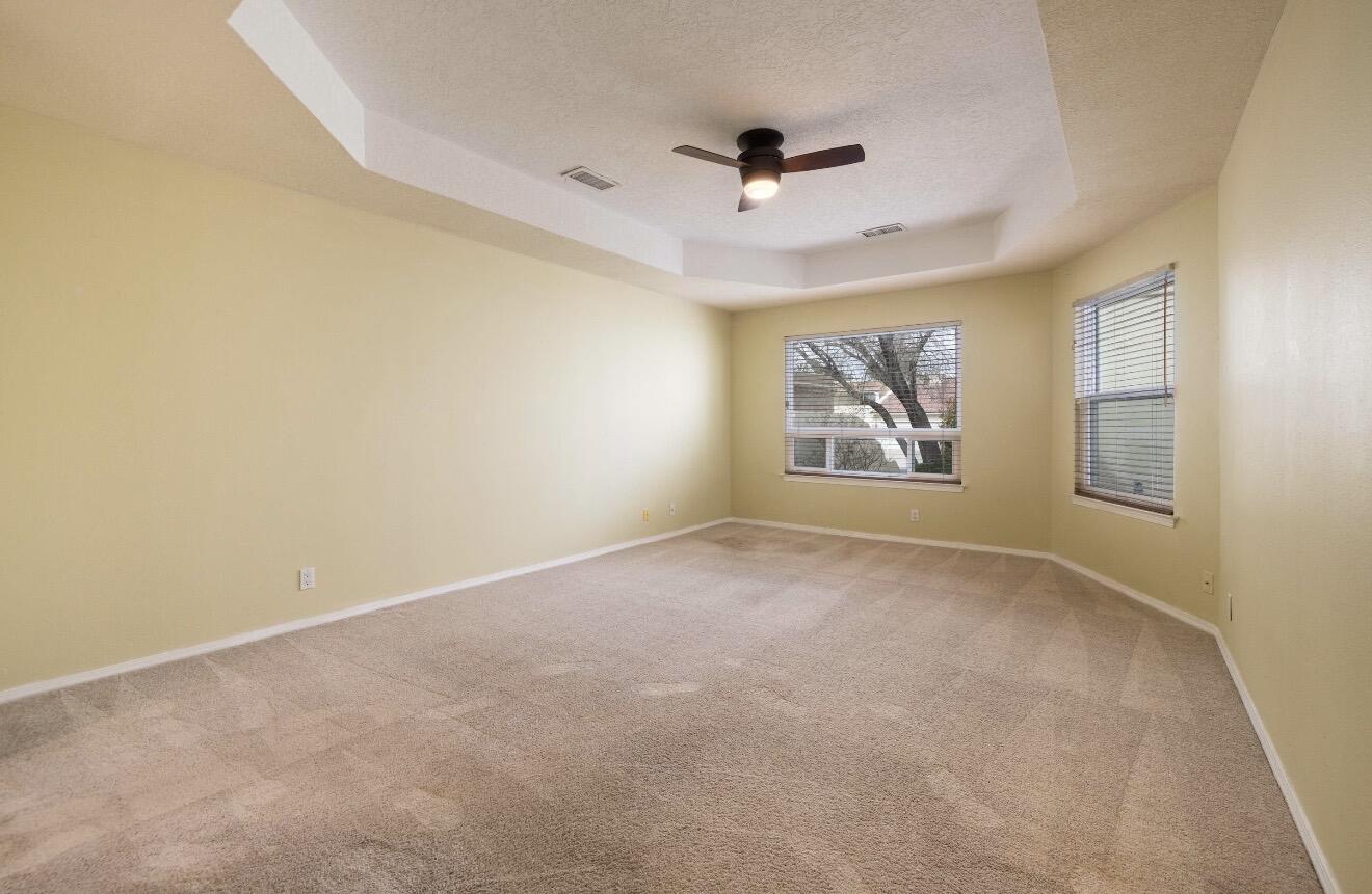 10800 N Malaguena Lane NE