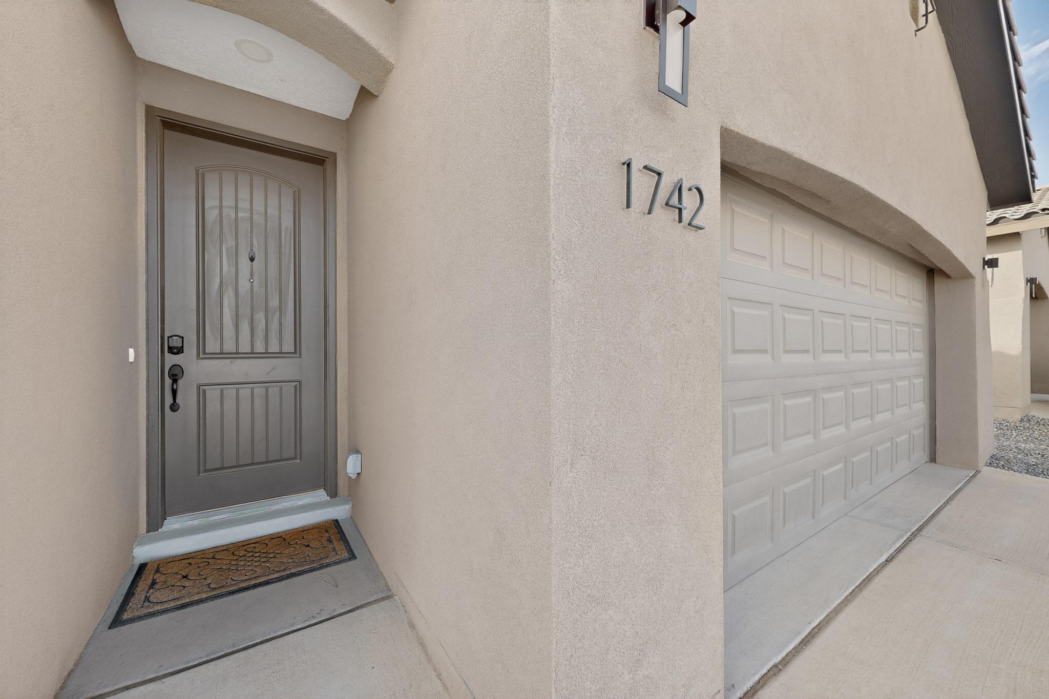 1742 Tesoro Loop NW