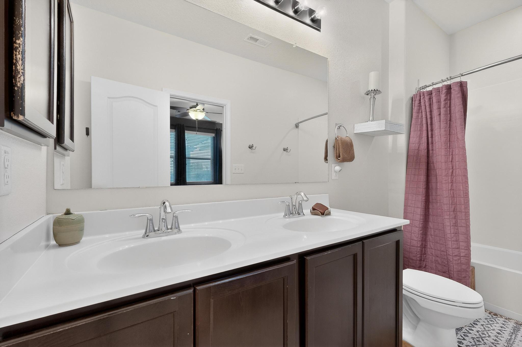 2149 Vista De Colinas Drive SE